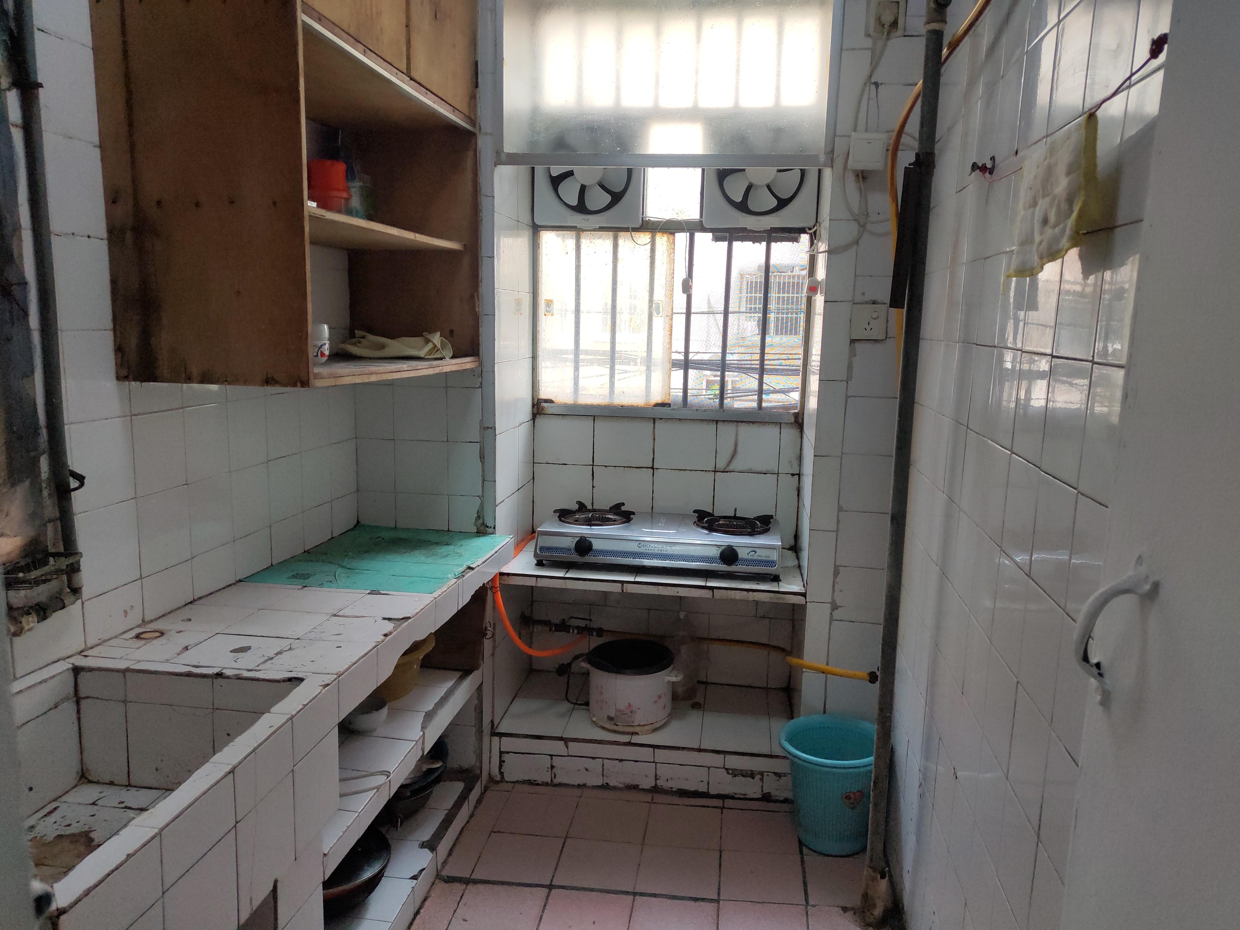 易家桥新村 2室1厅1卫 60m&sup2;