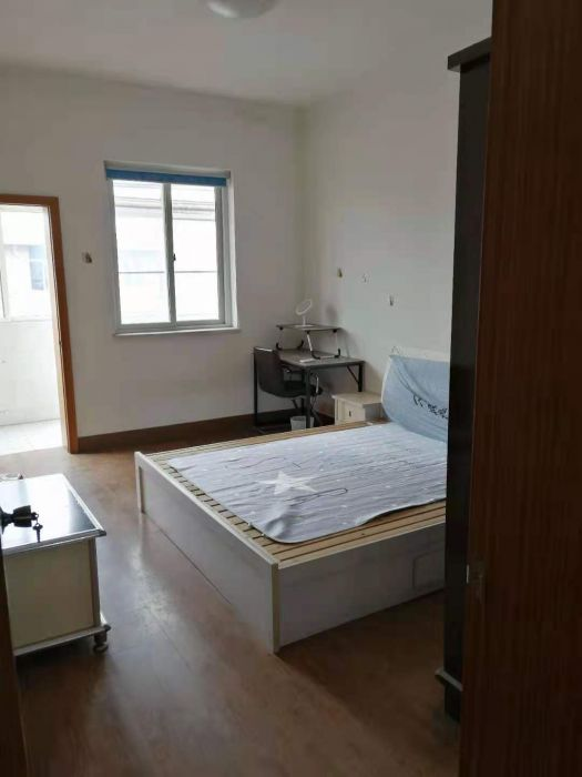 城南二村 1室1厅1卫 45m&sup2;