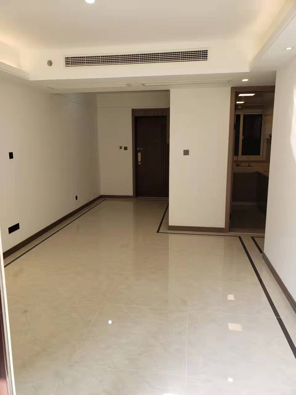 世茂云锦 3室2厅1卫 90m&sup2;