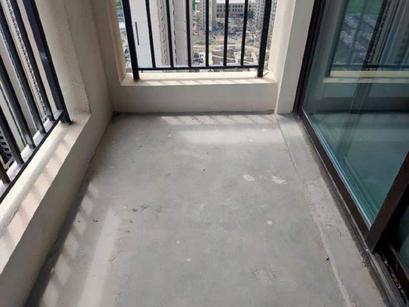 景瑞望府 5室2厅1卫 195.00m&sup2;