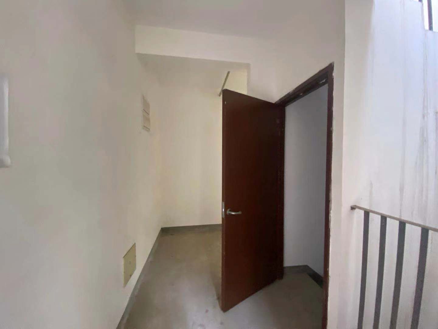 景瑞望府 5室2厅1卫 195.00m&sup2;