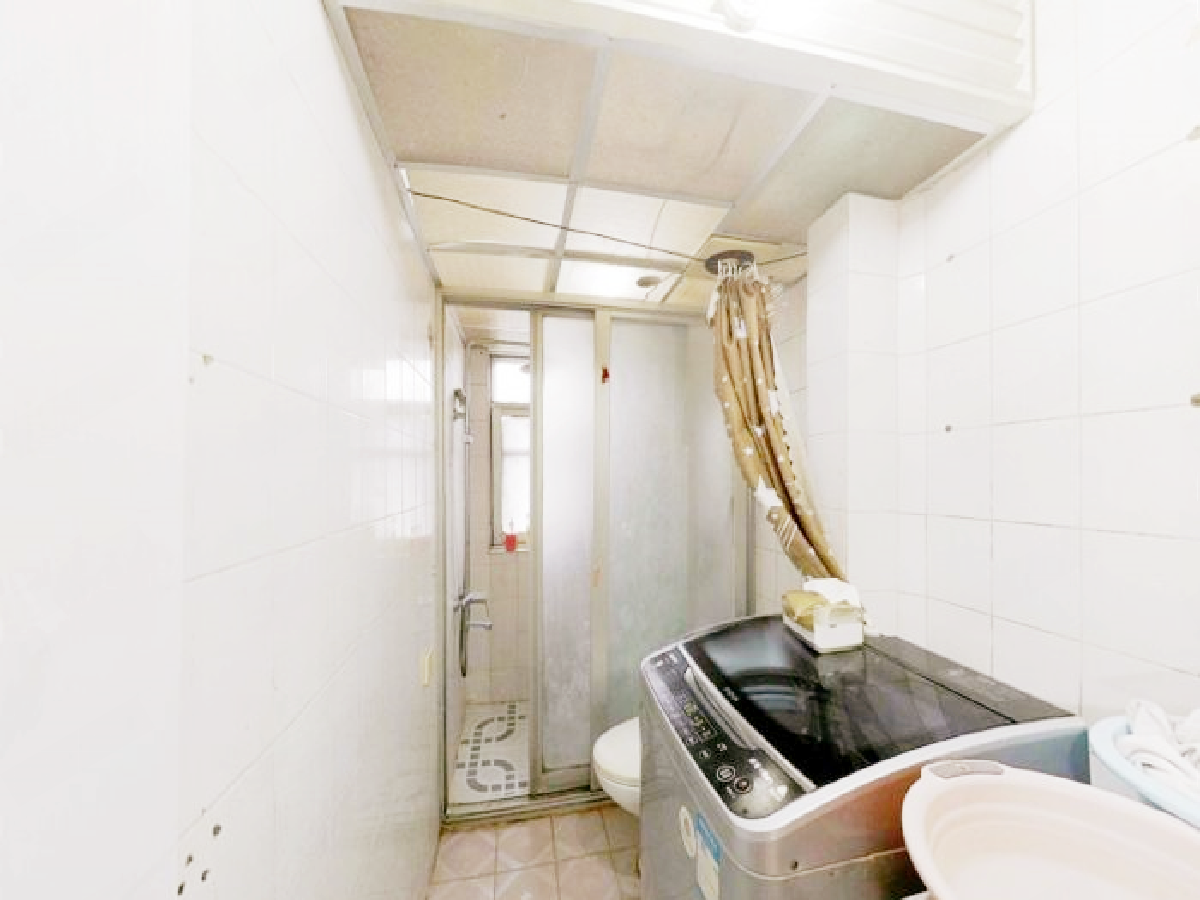 姚港路8号 2室1厅1卫 64m&sup2;