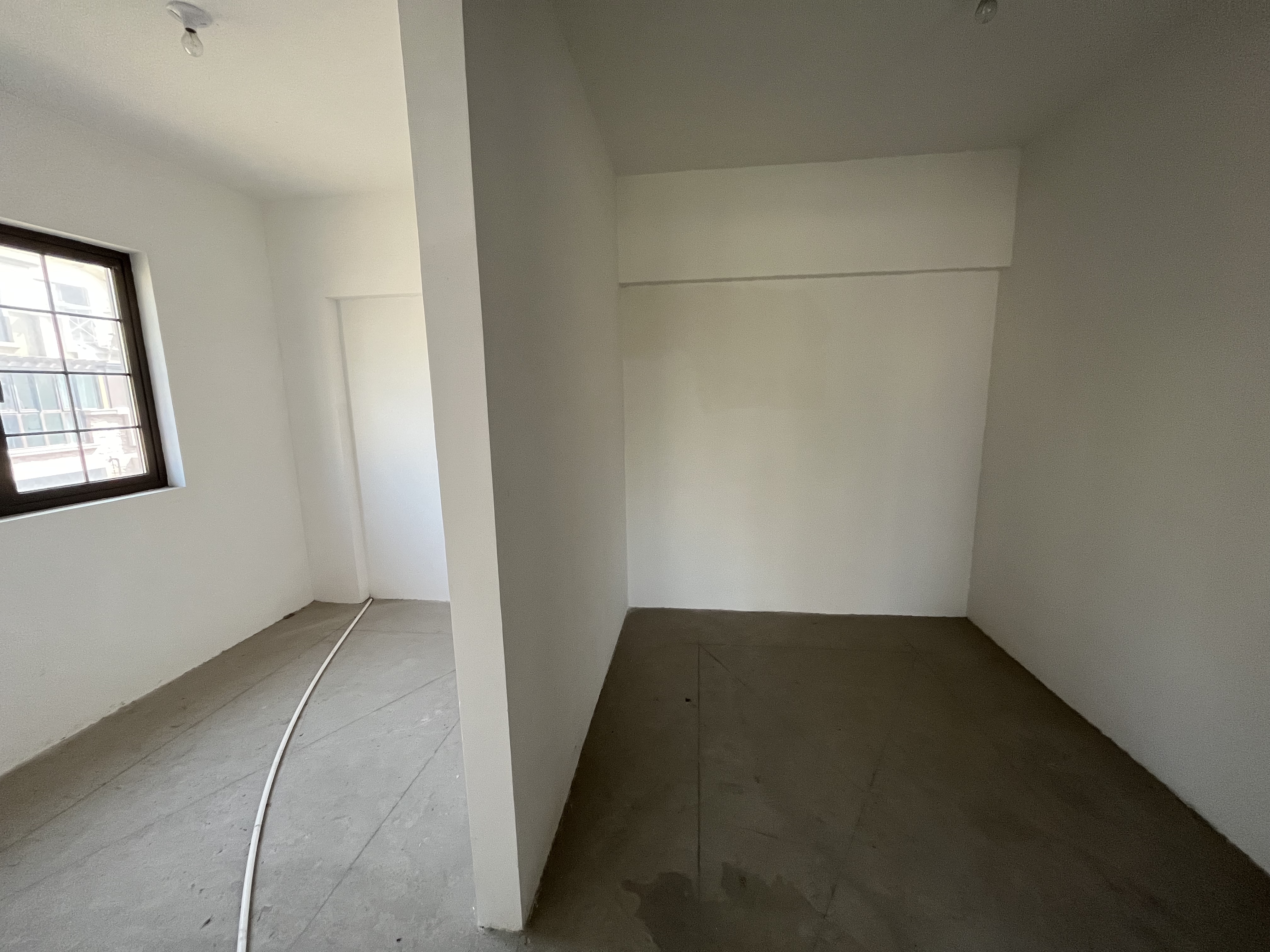 万科有湖（翡翠心湖） 5室3厅3卫 305.00m&sup2;