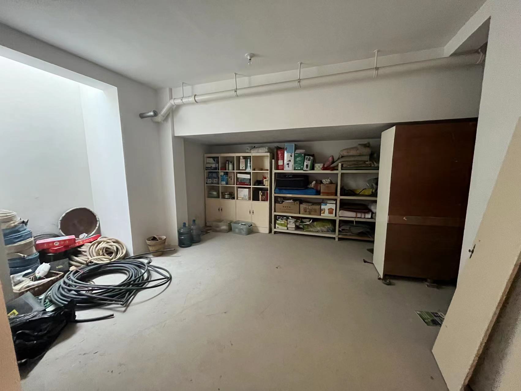 万科有湖（翡翠心湖） 5室3厅3卫 305.00m&sup2;