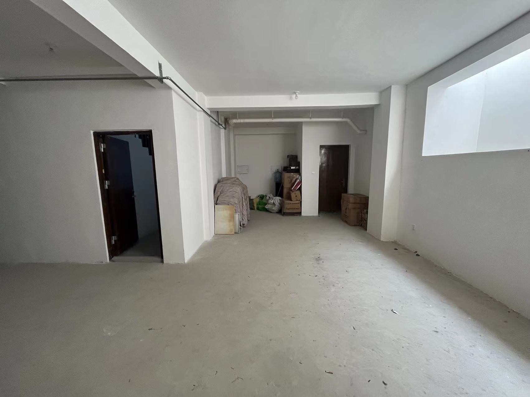 万科有湖（翡翠心湖） 5室3厅3卫 305.00m&sup2;