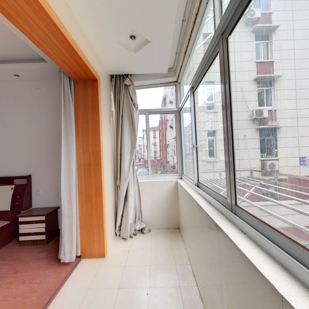 光明新村 2室1厅1卫 65.8m&sup2;