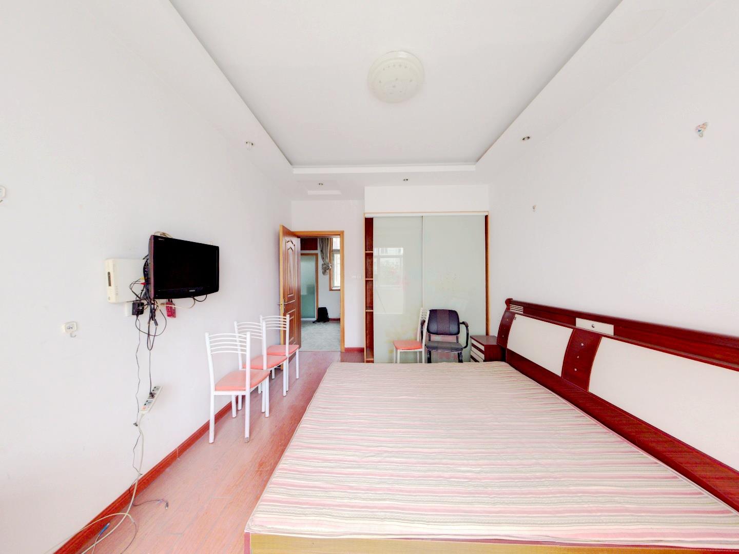 光明新村 2室1厅1卫 65.8m&sup2;