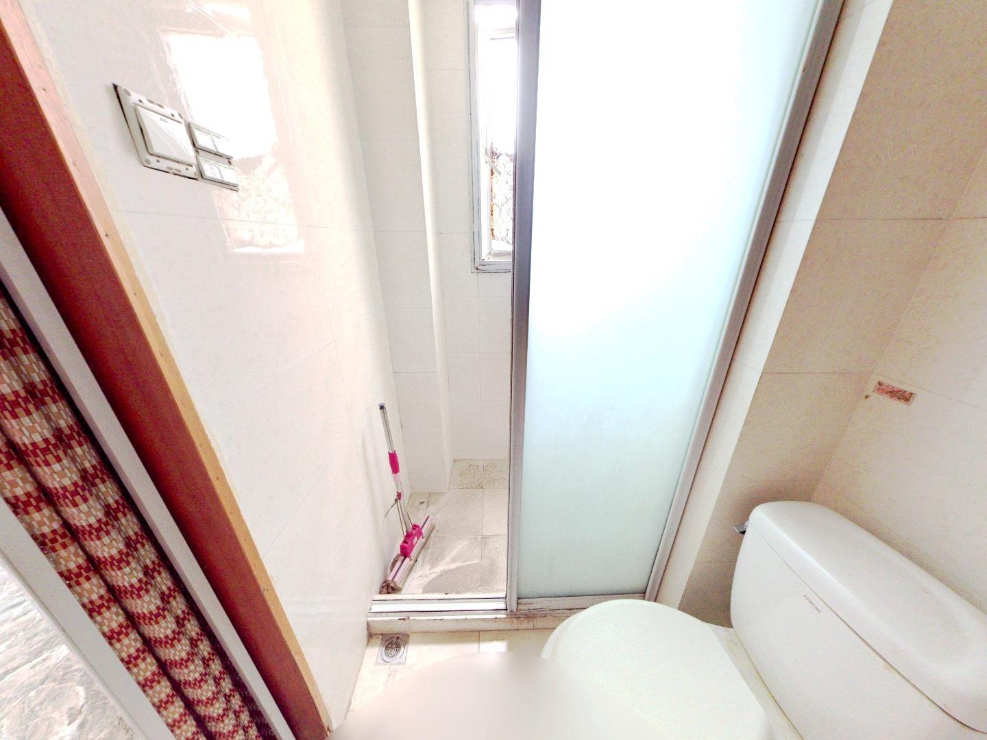 光明新村 2室1厅1卫 65.8m&sup2;