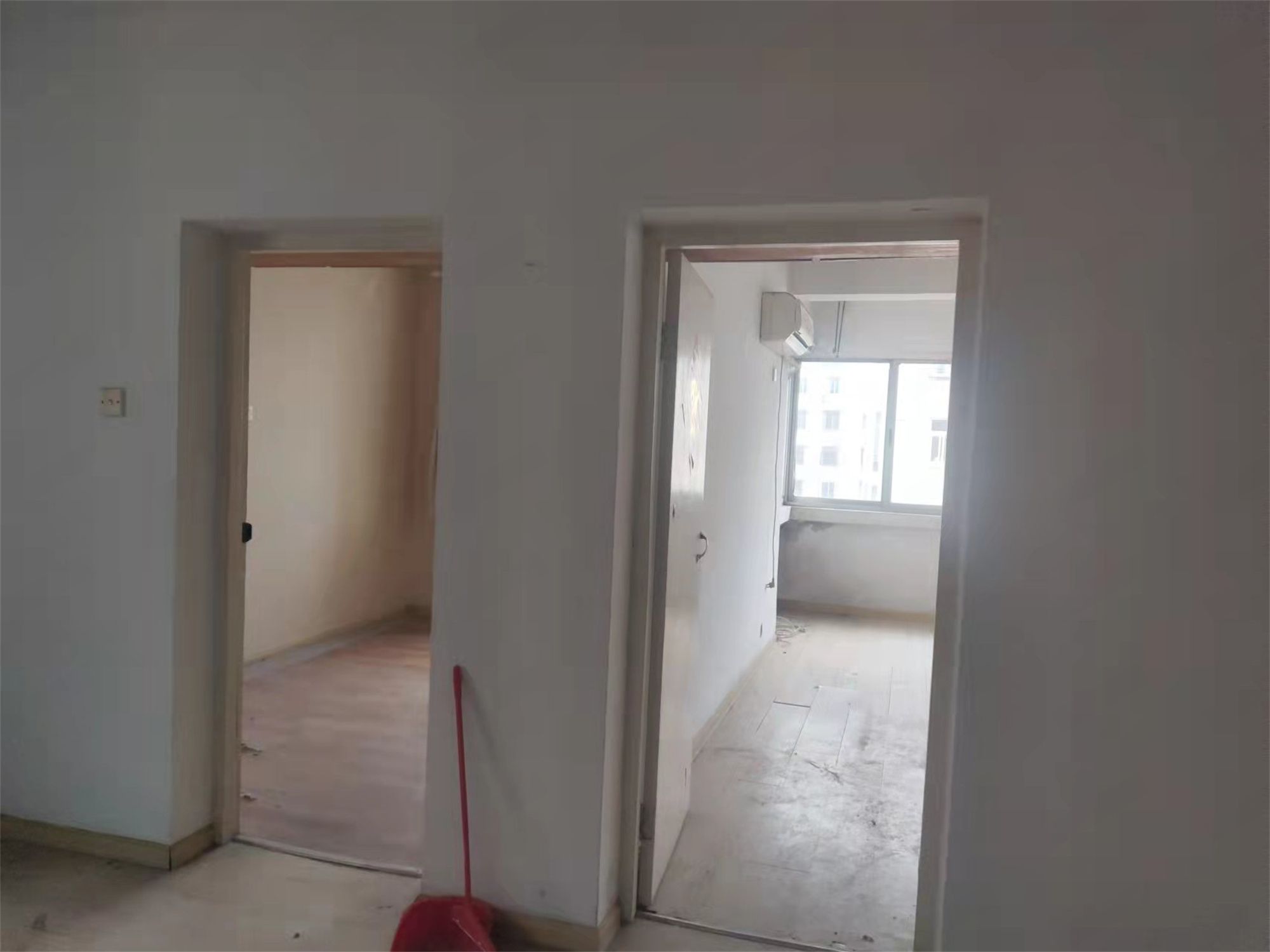 南川园新村 2室1厅1卫 65m&sup2;