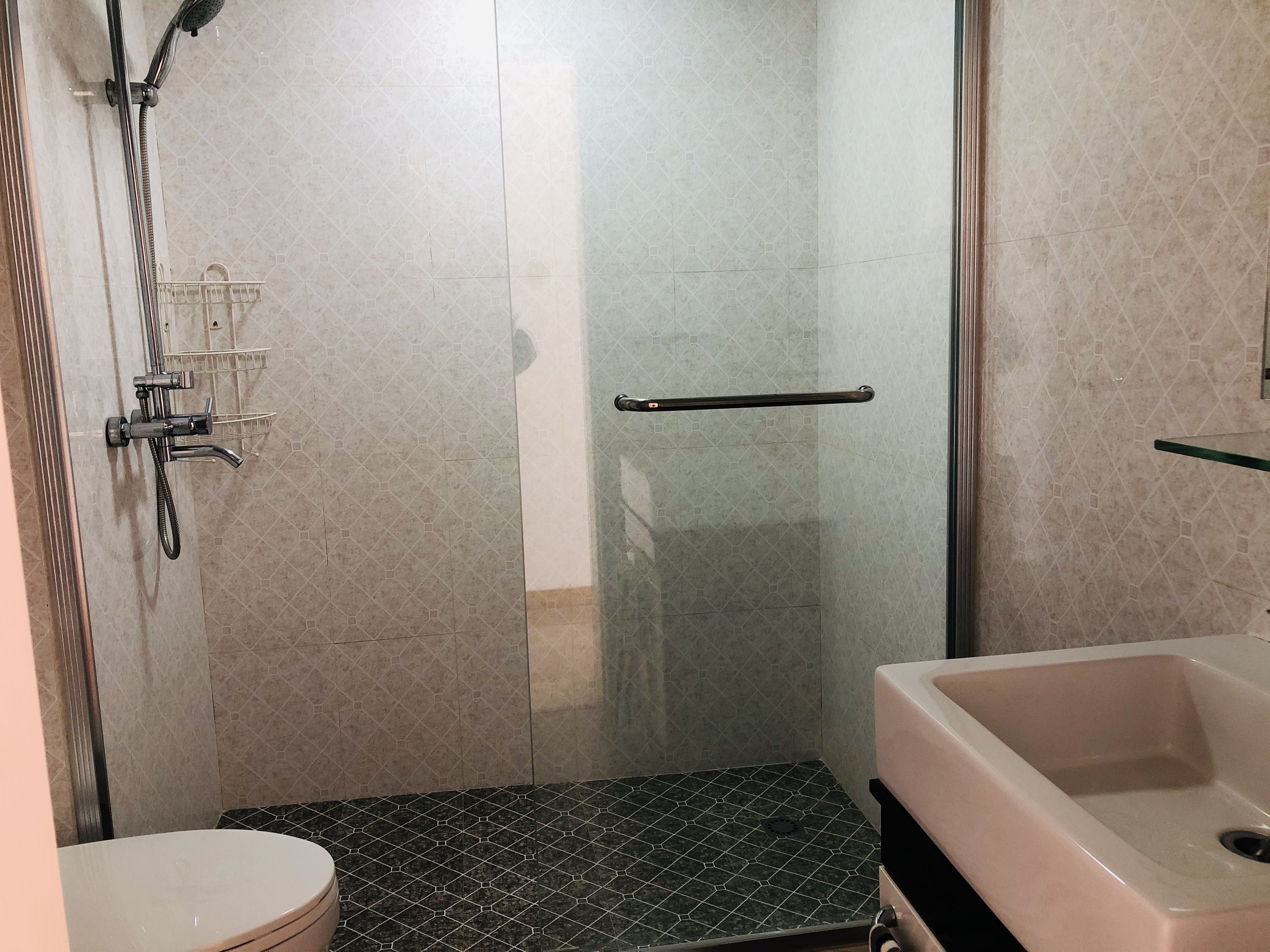 王府大厦 3室2厅2卫 165m&sup2;