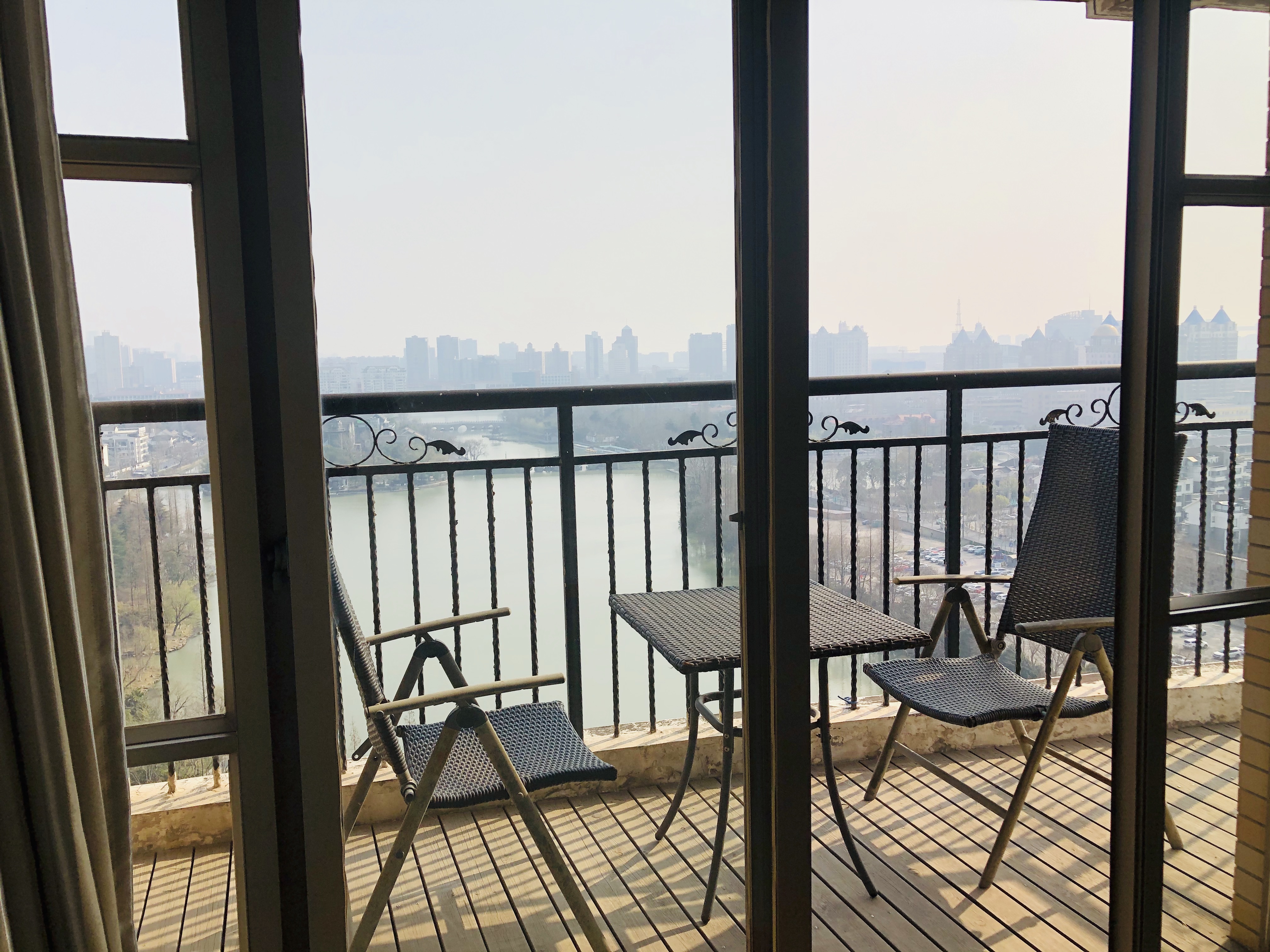 王府大厦 3室2厅2卫 163m&sup2;