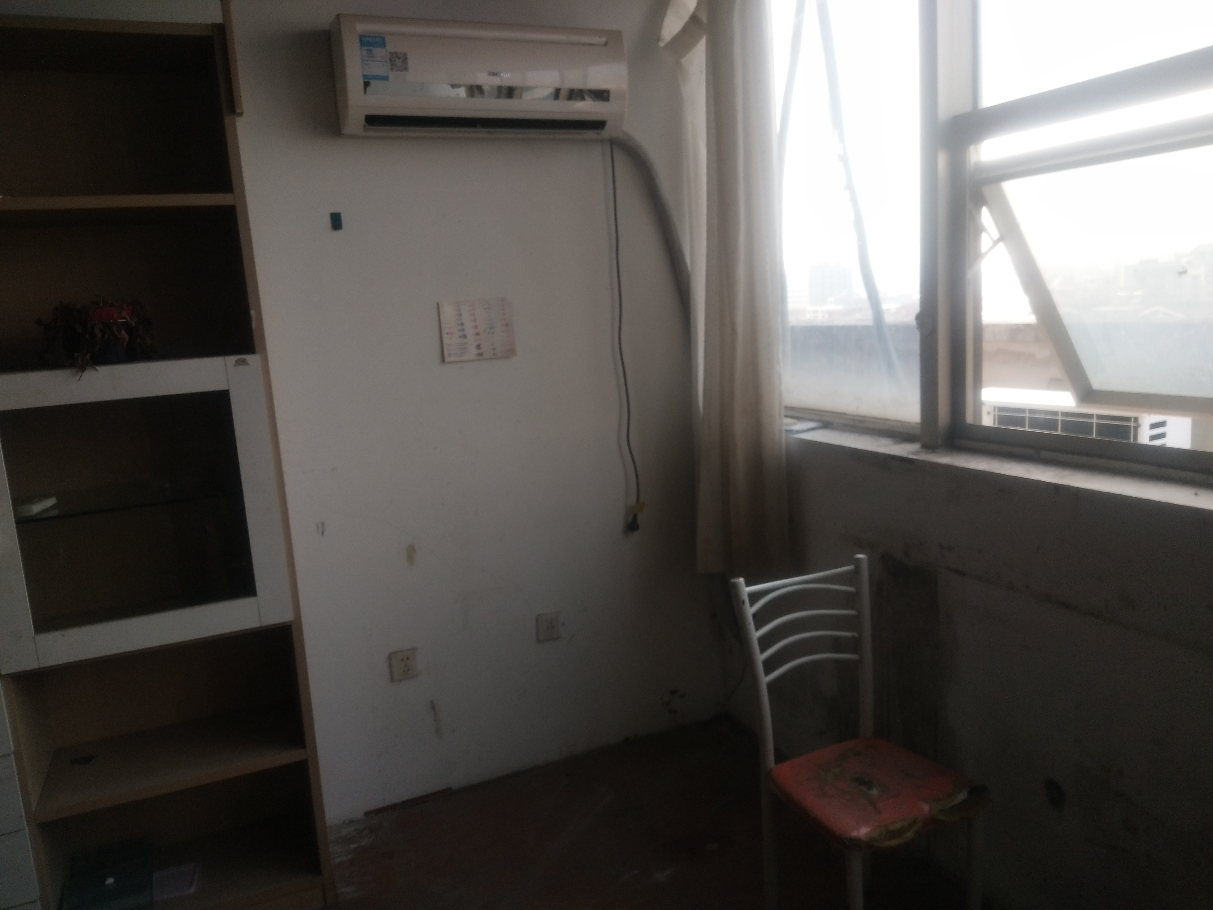王府大厦 1室0厅1卫 61.25m&sup2;