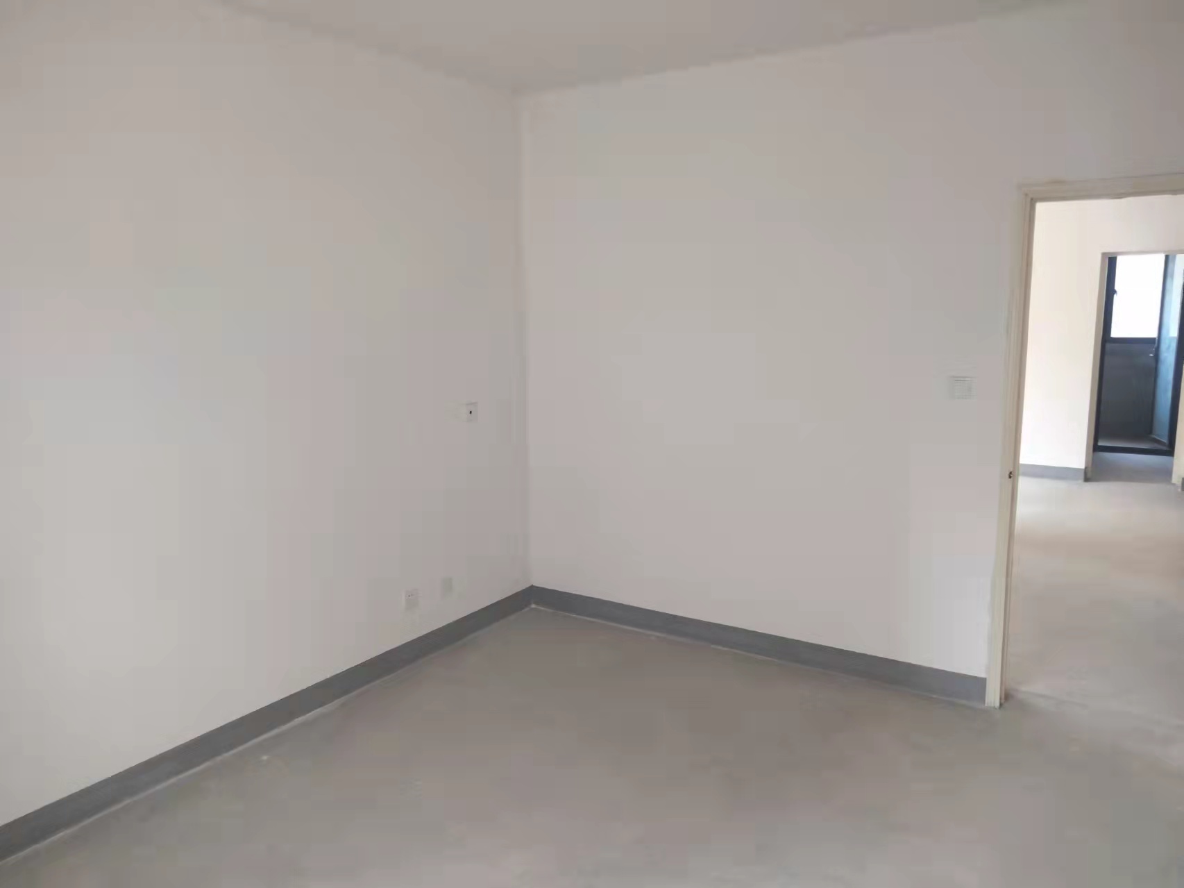世伦佳苑 2室2厅1卫 95m&sup2;