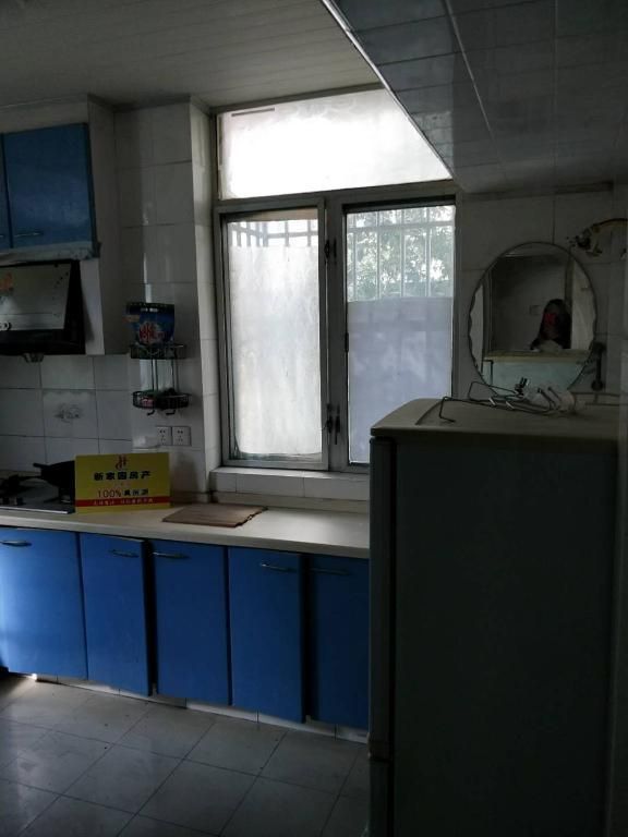 法官公寓 2室1厅1卫 73m&sup2;