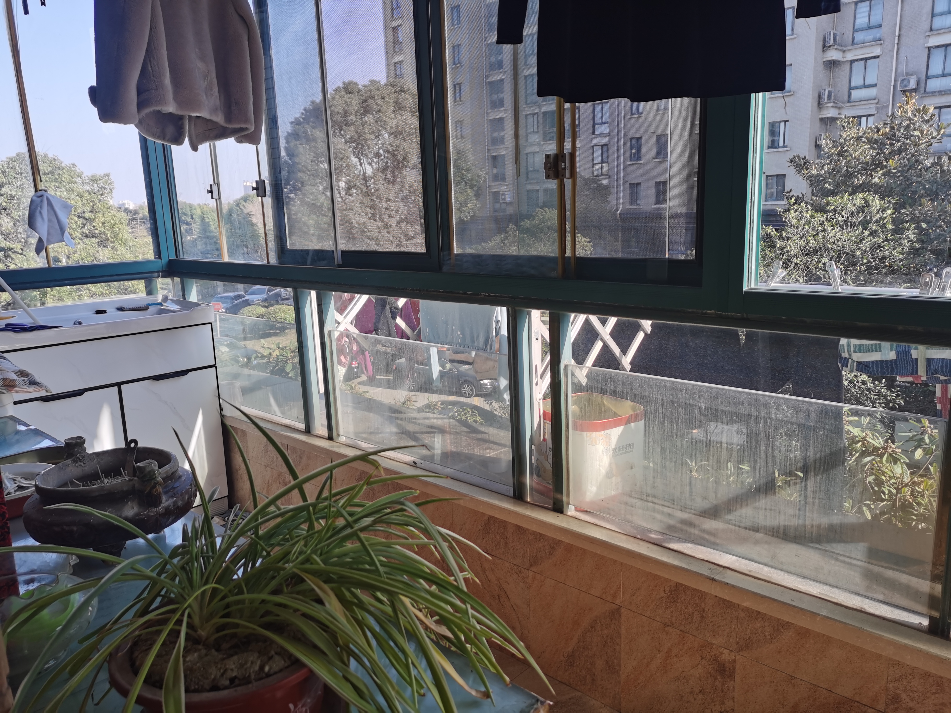 凤凰莱茵苑 3室2厅2卫 143.00m&sup2;