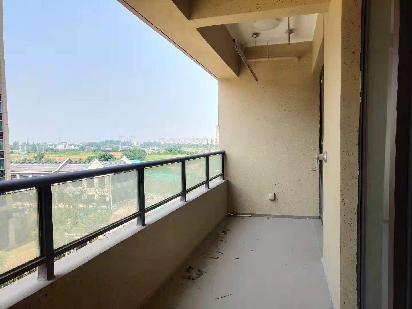 珑府 4室2厅2卫 143m&sup2;