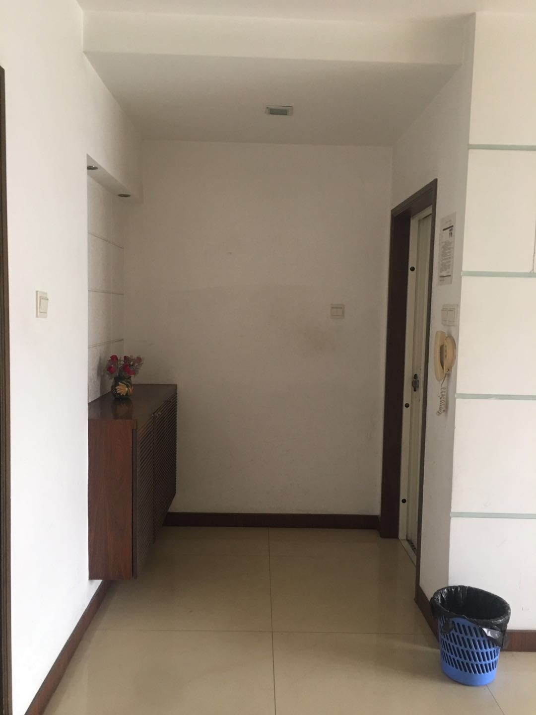 外滩小区 3室2厅1卫 124.8m&sup2;