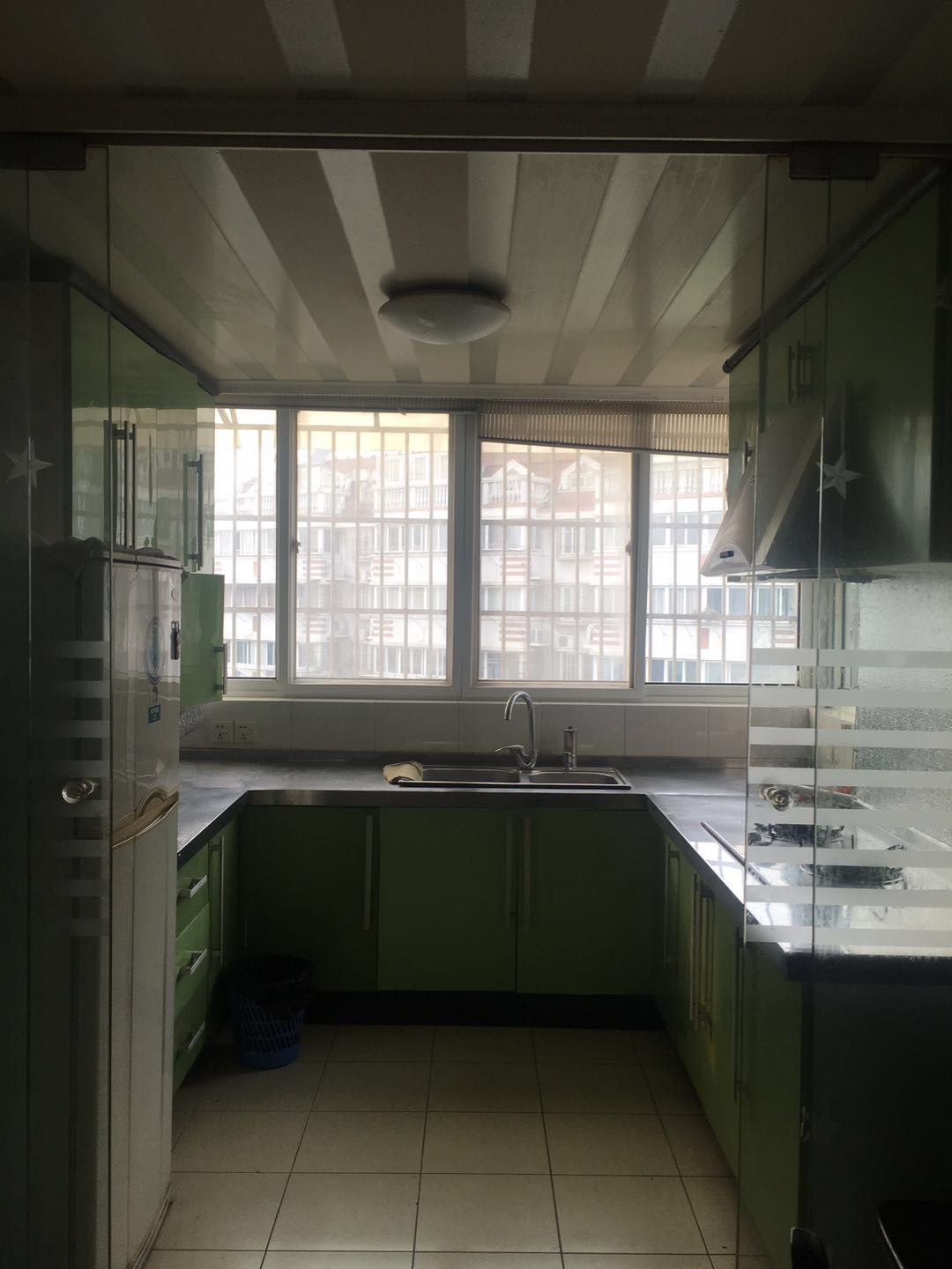 外滩小区 3室2厅1卫 124.8m&sup2;