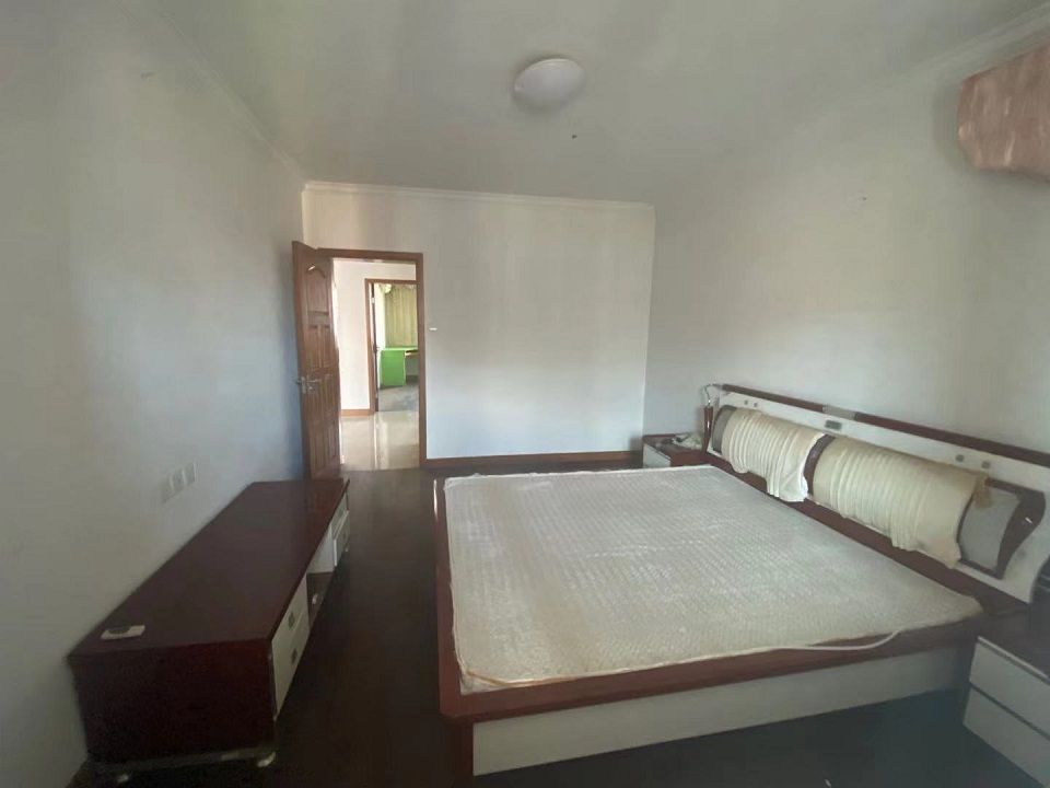 濠景园西区 7室4厅2卫 247m&sup2;
