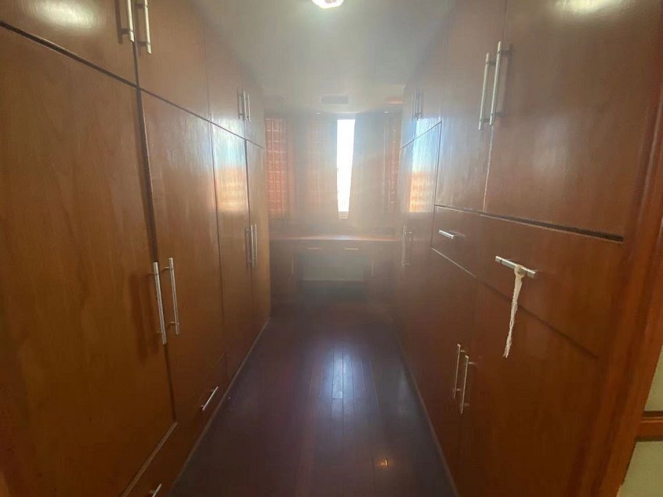 濠景园西区 7室4厅2卫 247m&sup2;