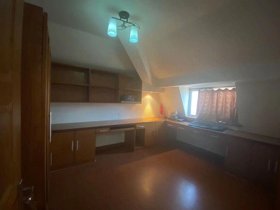 濠景园西区 7室4厅2卫 247m&sup2;