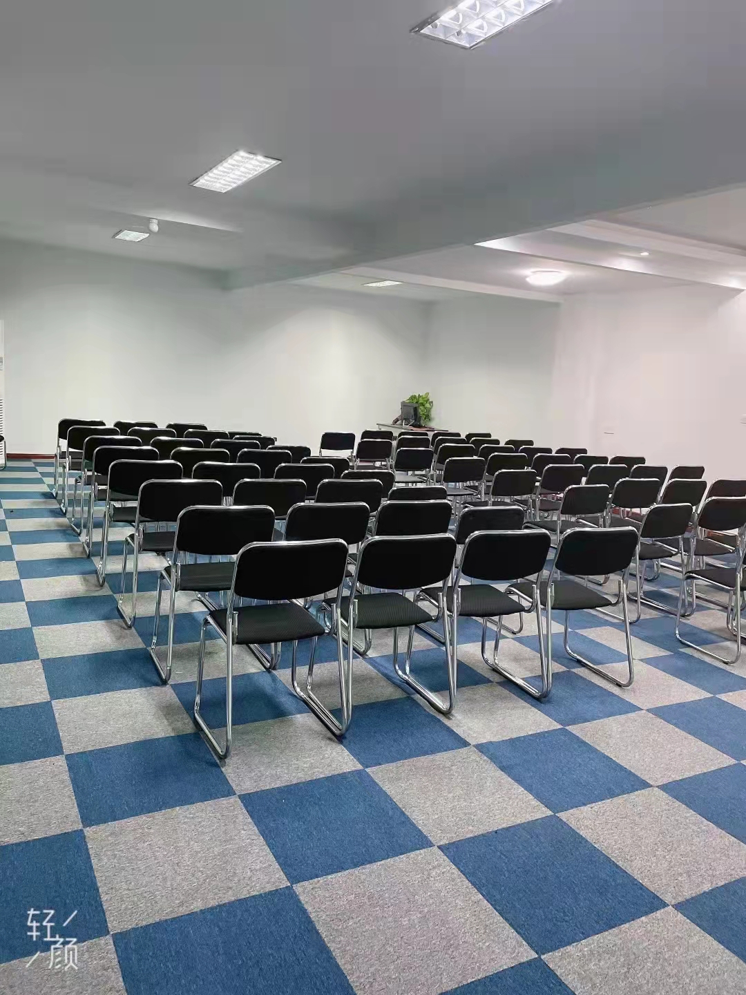 太阳鑫城 3室1厅1卫 115m&sup2;