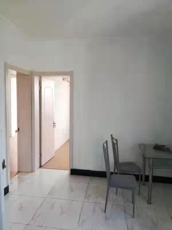 郭里园 2室1厅1卫 56.5m²