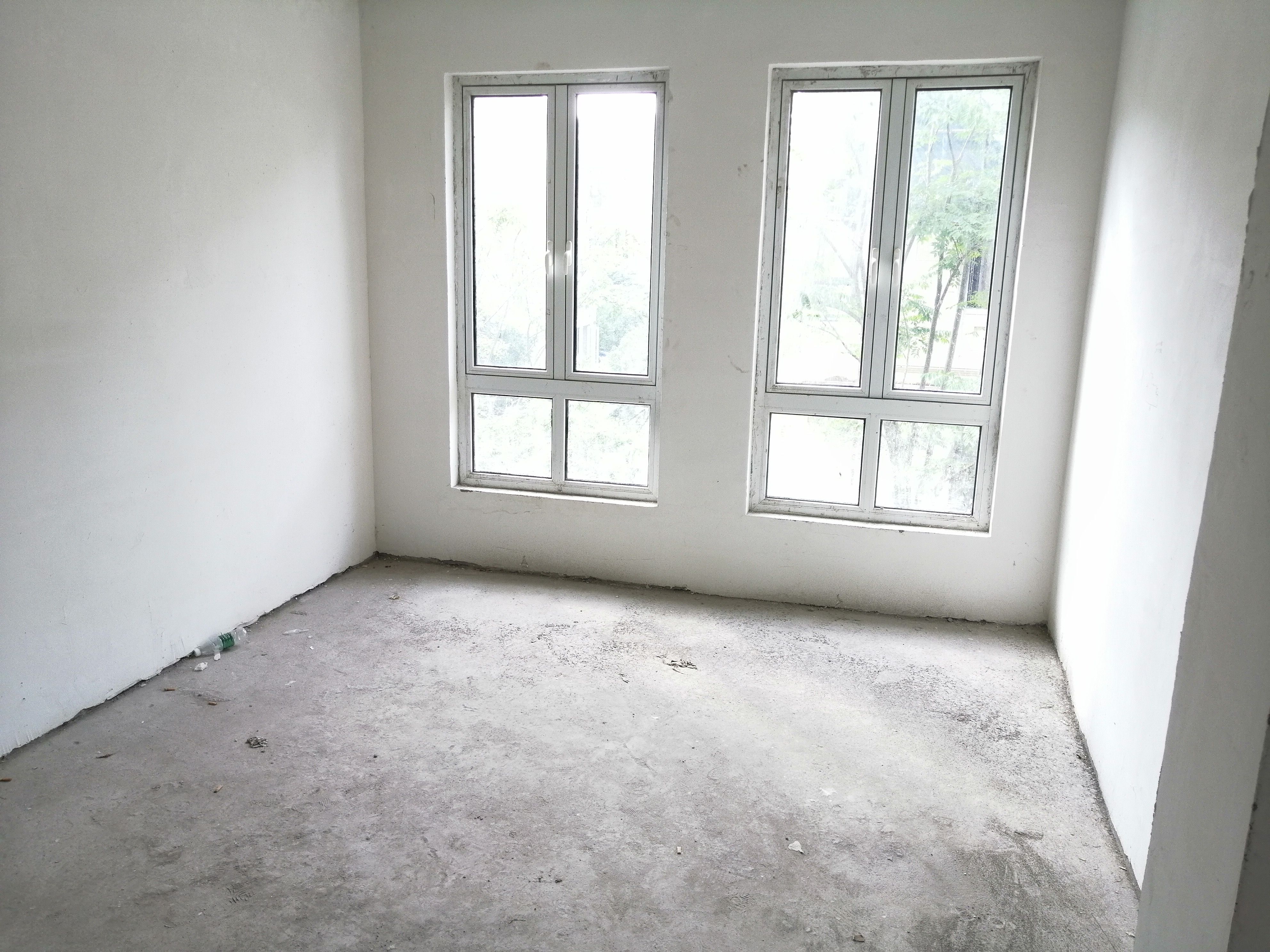 顺发御园 4室2厅3卫 248m&sup2;