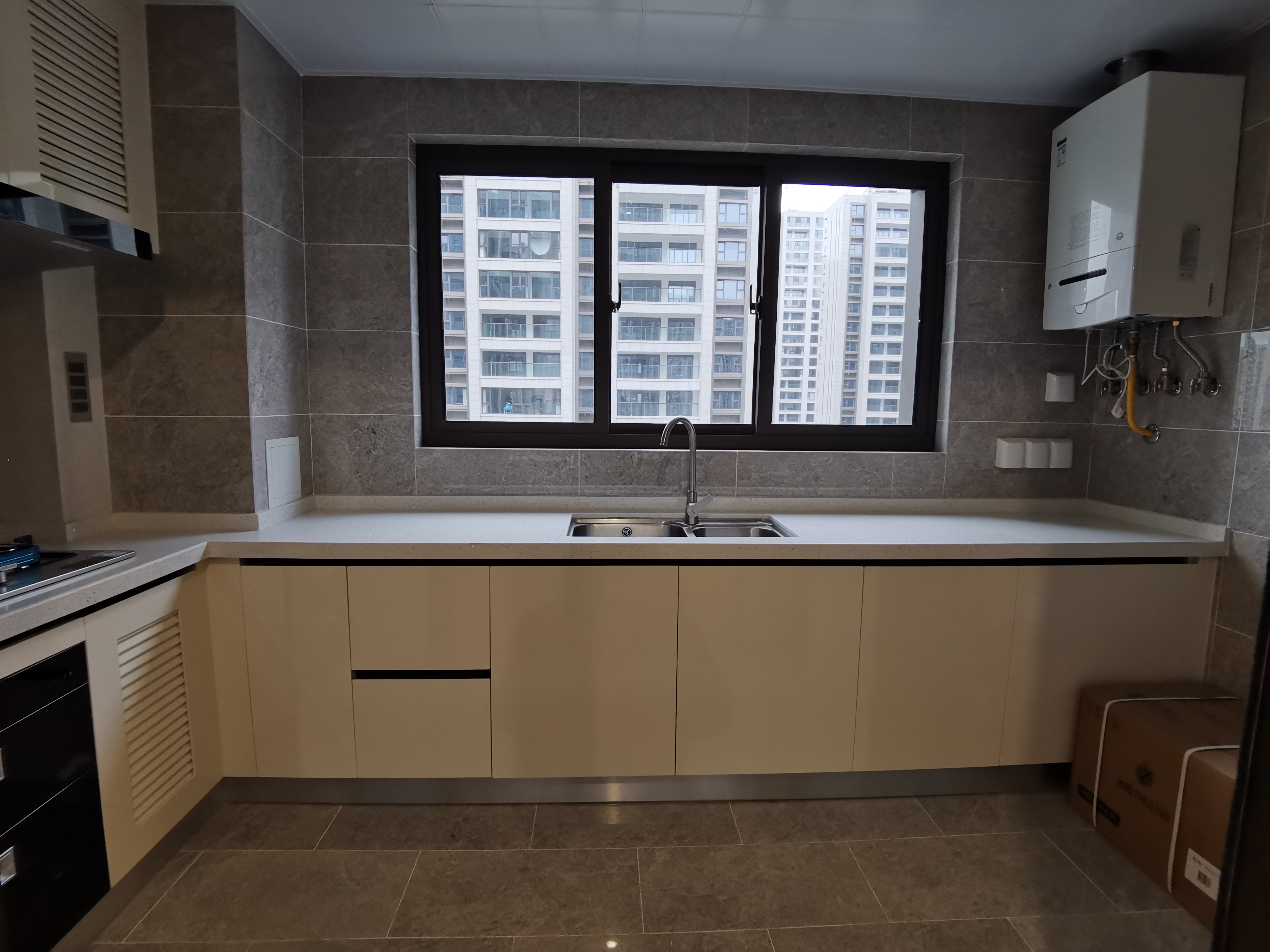 远创东樾 5室2厅3卫 154m&sup2;
