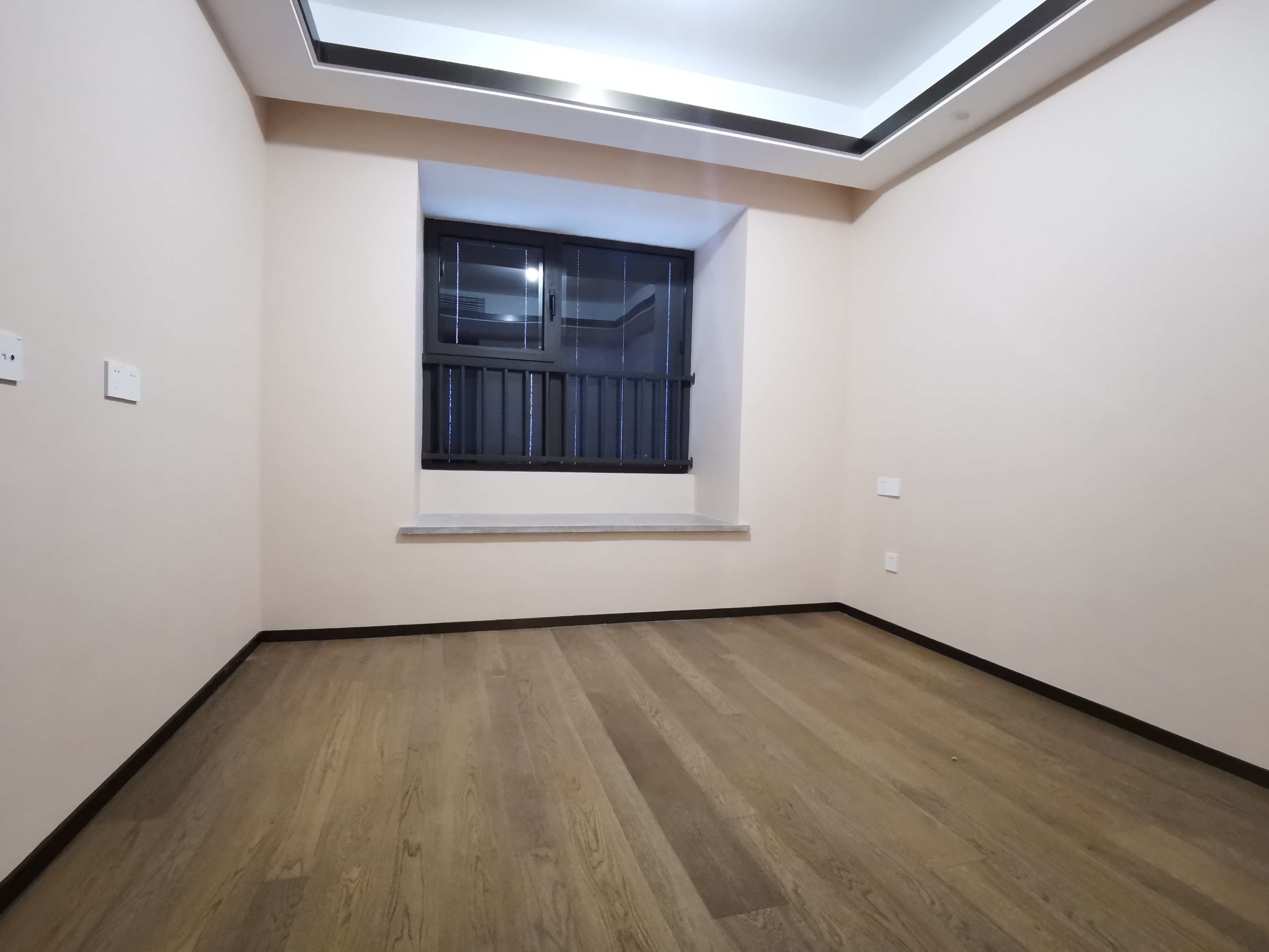 远创东樾 5室2厅3卫 154m&sup2;