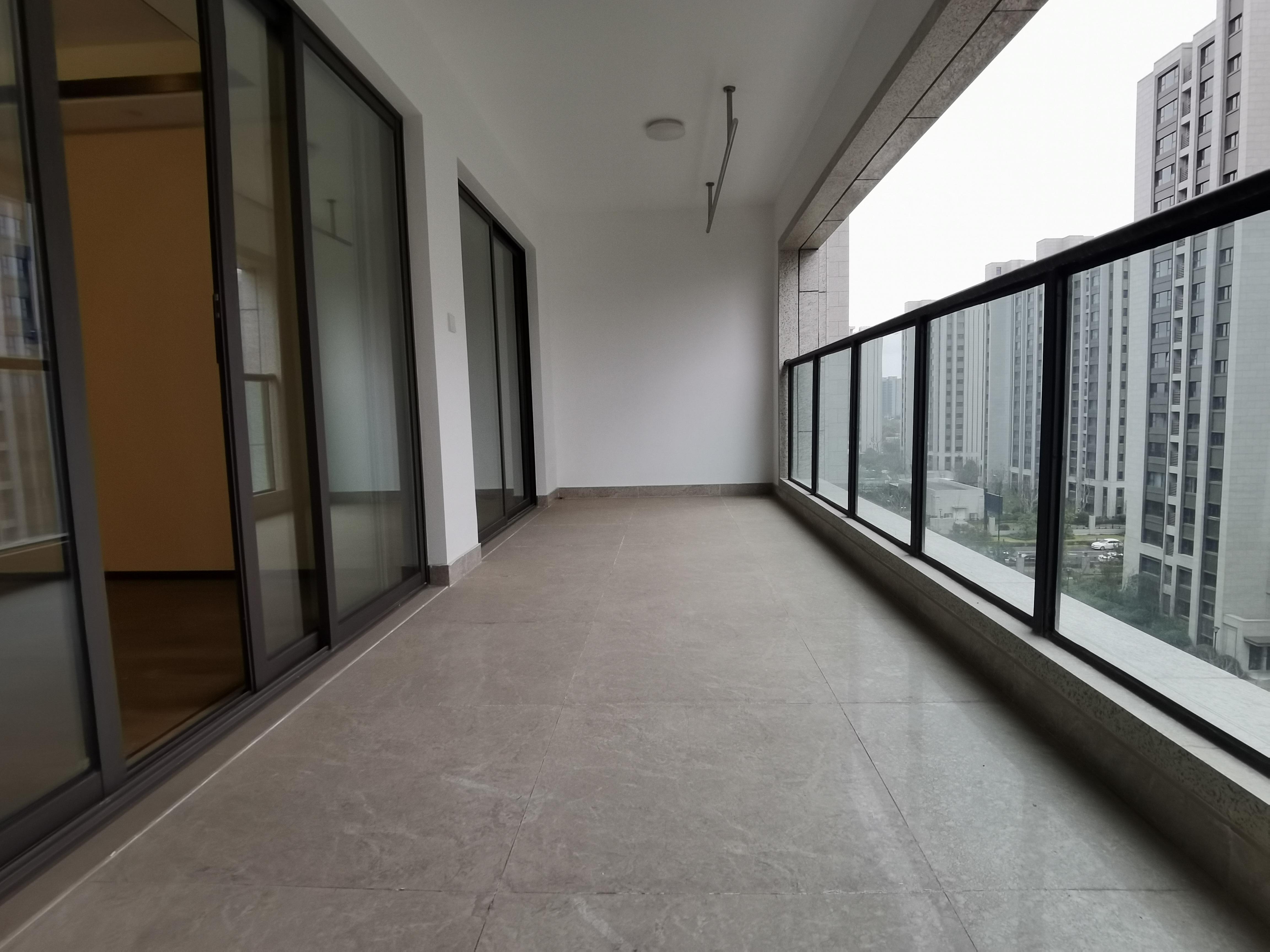 远创东樾 5室2厅3卫 154m&sup2;