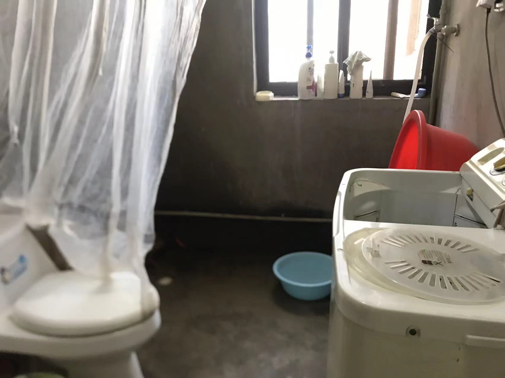 外滩花苑 2室1厅1卫 96m&sup2;