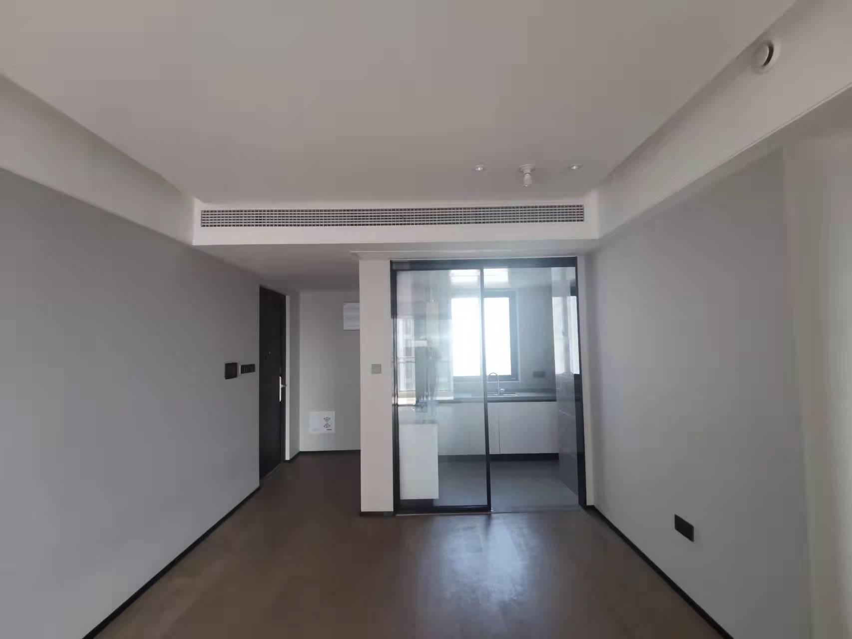 万科翡翠公园 3室2厅2卫 116m&sup2;