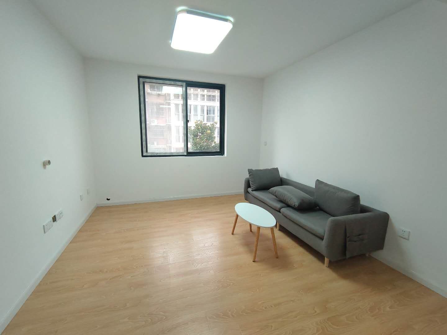 星宇花园 3室2厅1卫 110m&sup2;