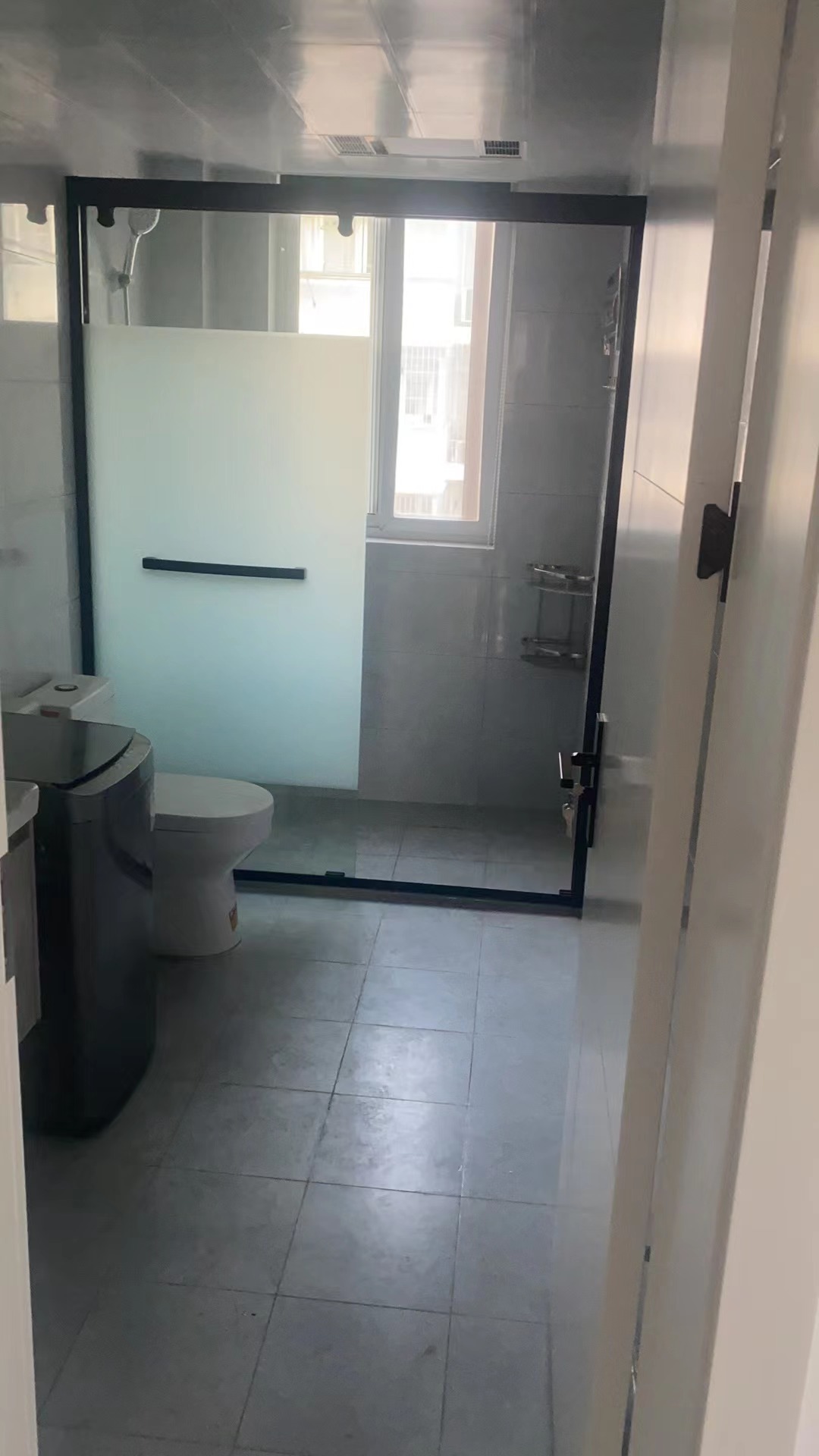 虹桥新苑 1室1厅1卫 56.89m&sup2;