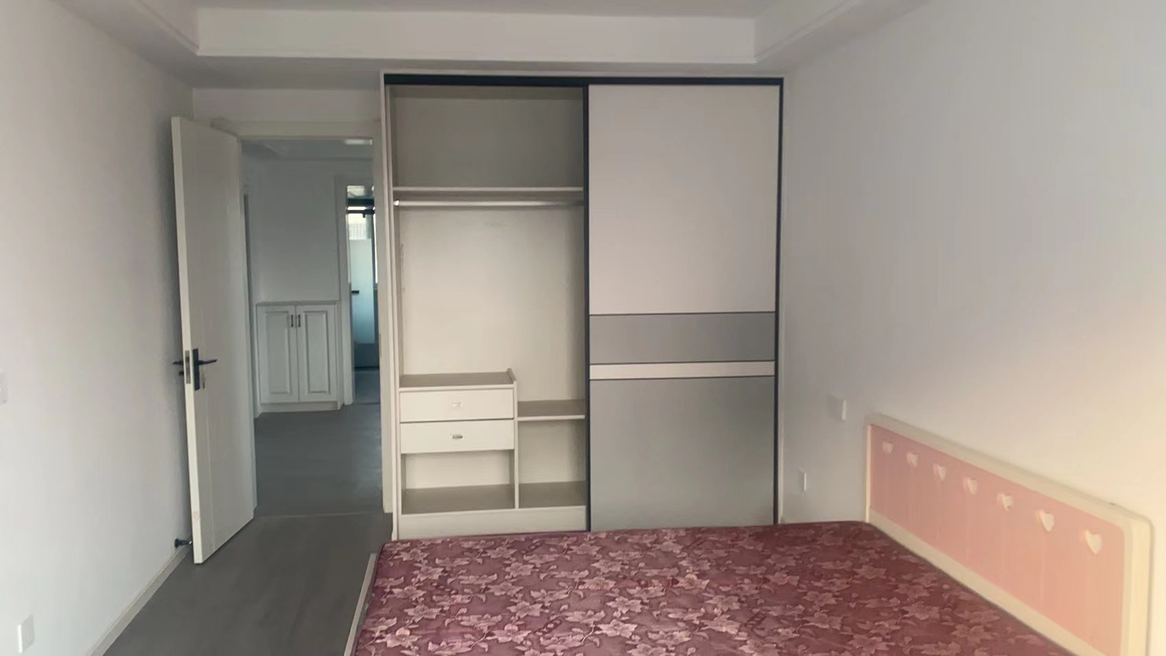 虹桥新苑 1室1厅1卫 56.89m&sup2;