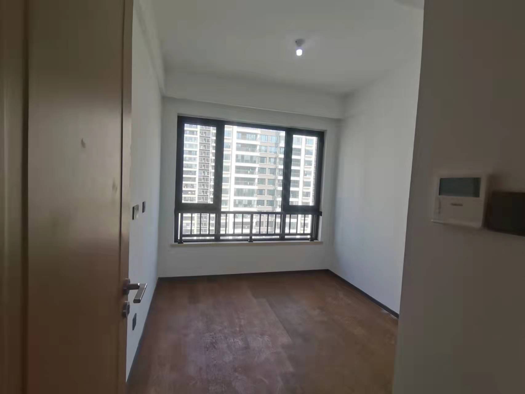 春风南岸西园 4室2厅2卫 136m&sup2;