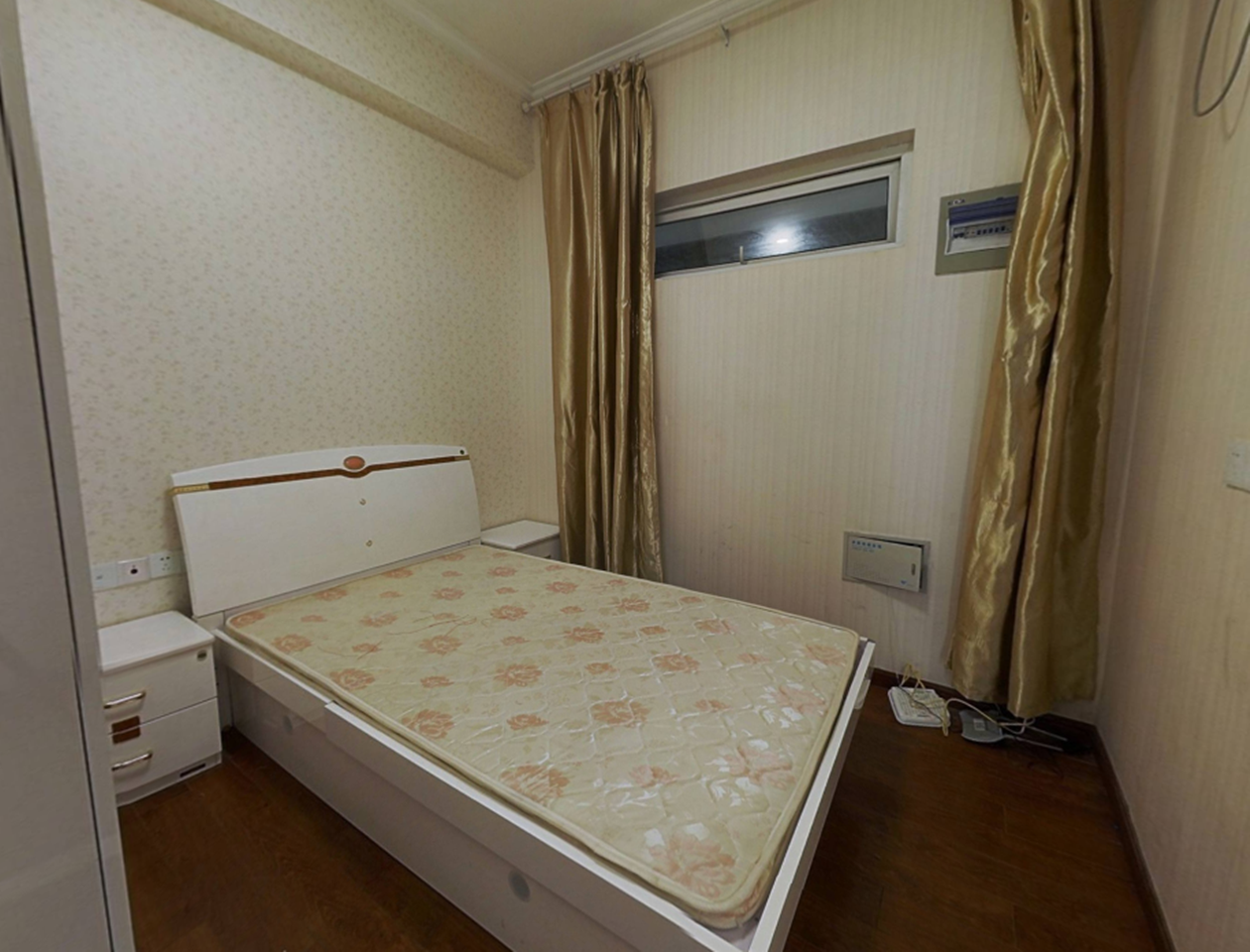 涌鑫八达通广场 2室1厅1卫 52m&sup2;