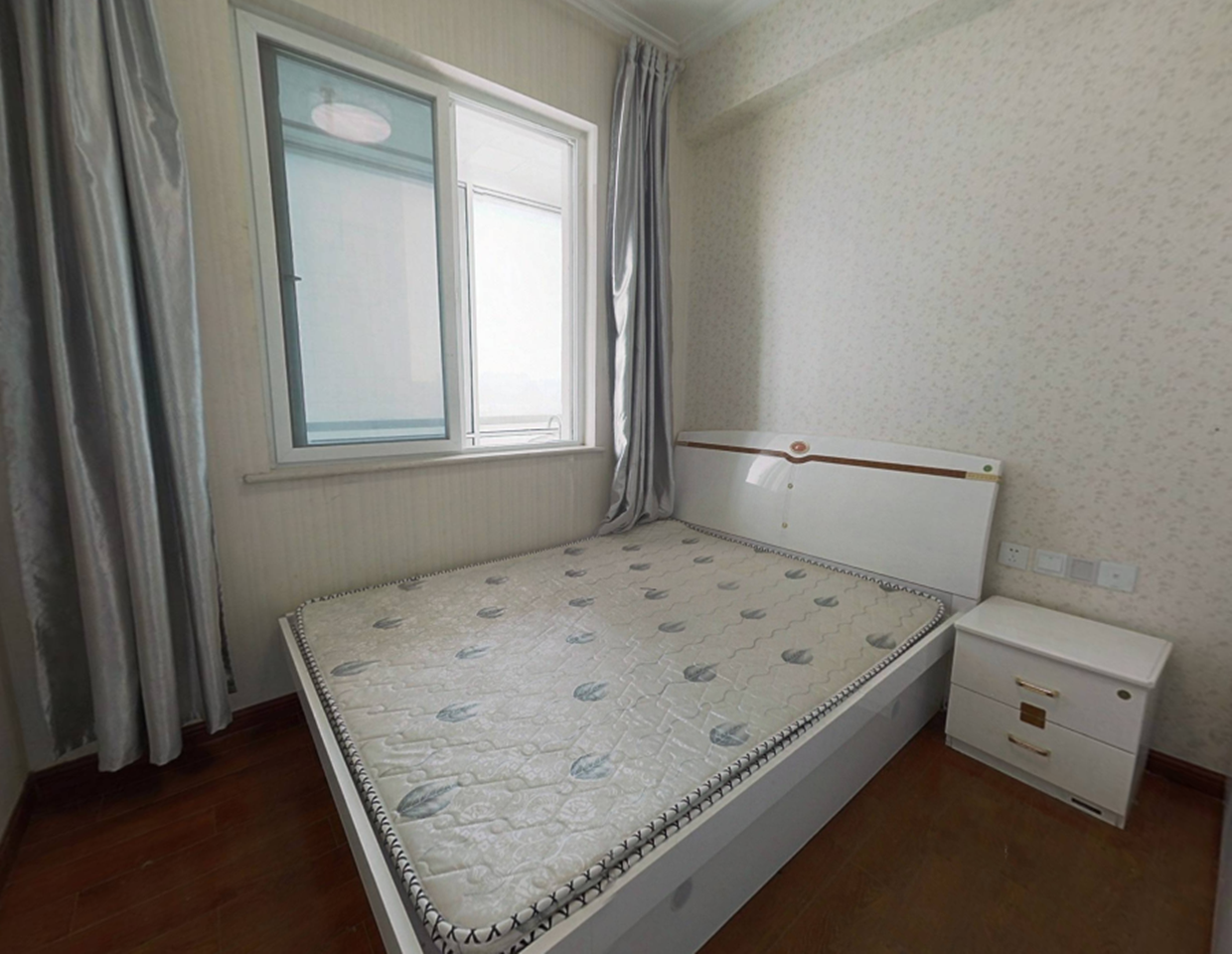 涌鑫八达通广场 2室1厅1卫 52m&sup2;