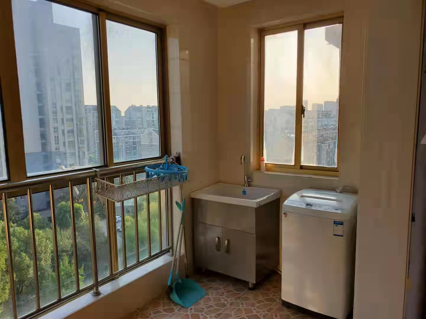 尚海湾 3室2厅1卫 125.00m&sup2;