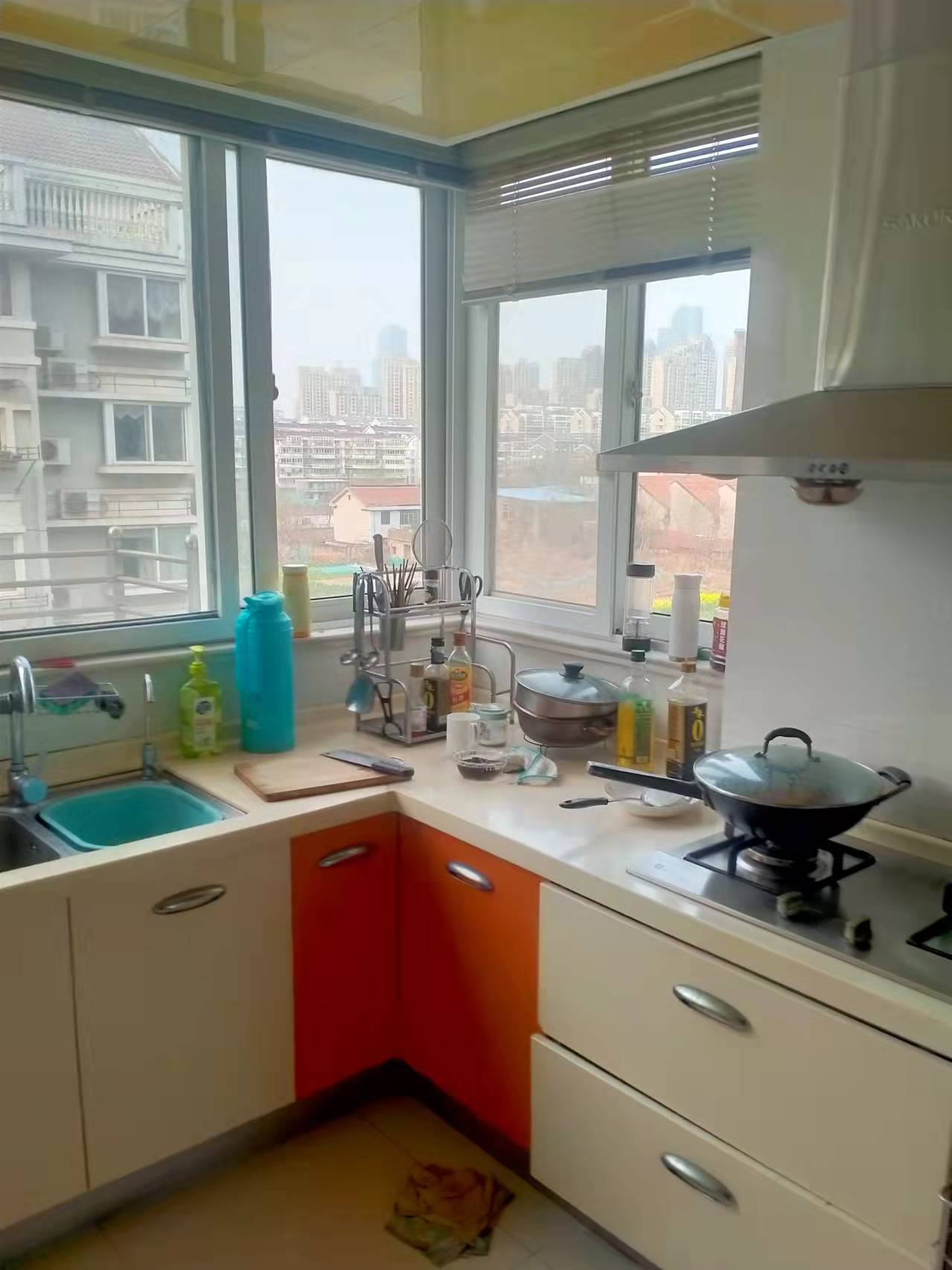 春晖花园 3室2厅1卫 139m&sup2;