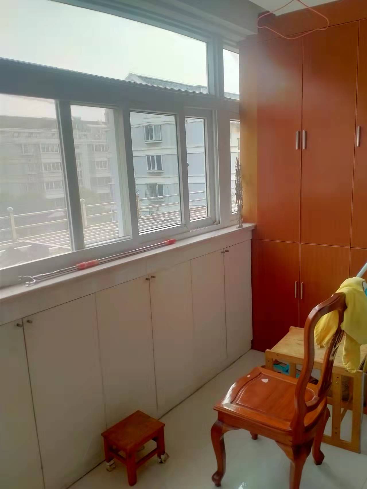 春晖花园 3室2厅1卫 139m&sup2;