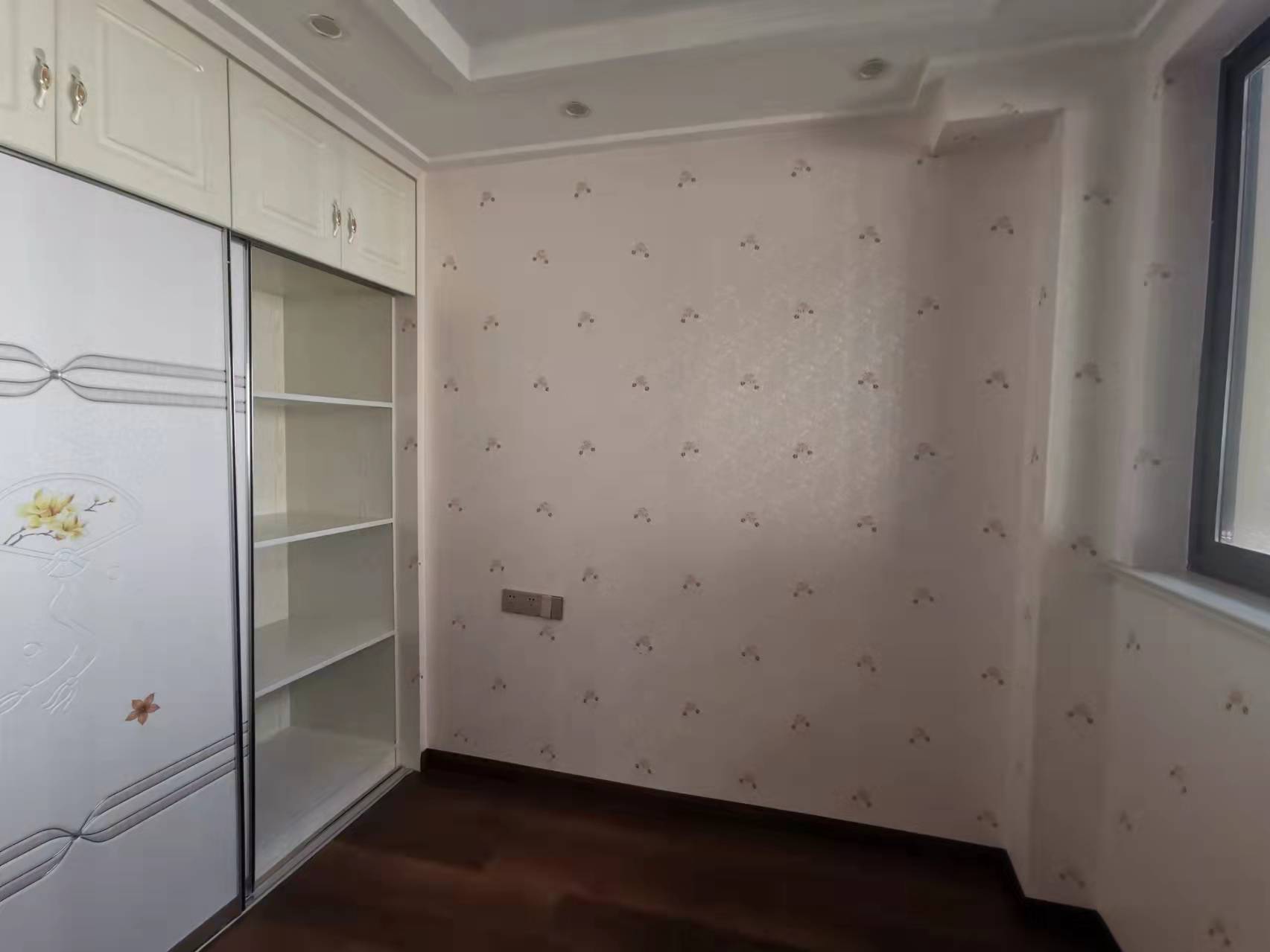 新城香溢紫郡 3室1厅1卫 89m&sup2;