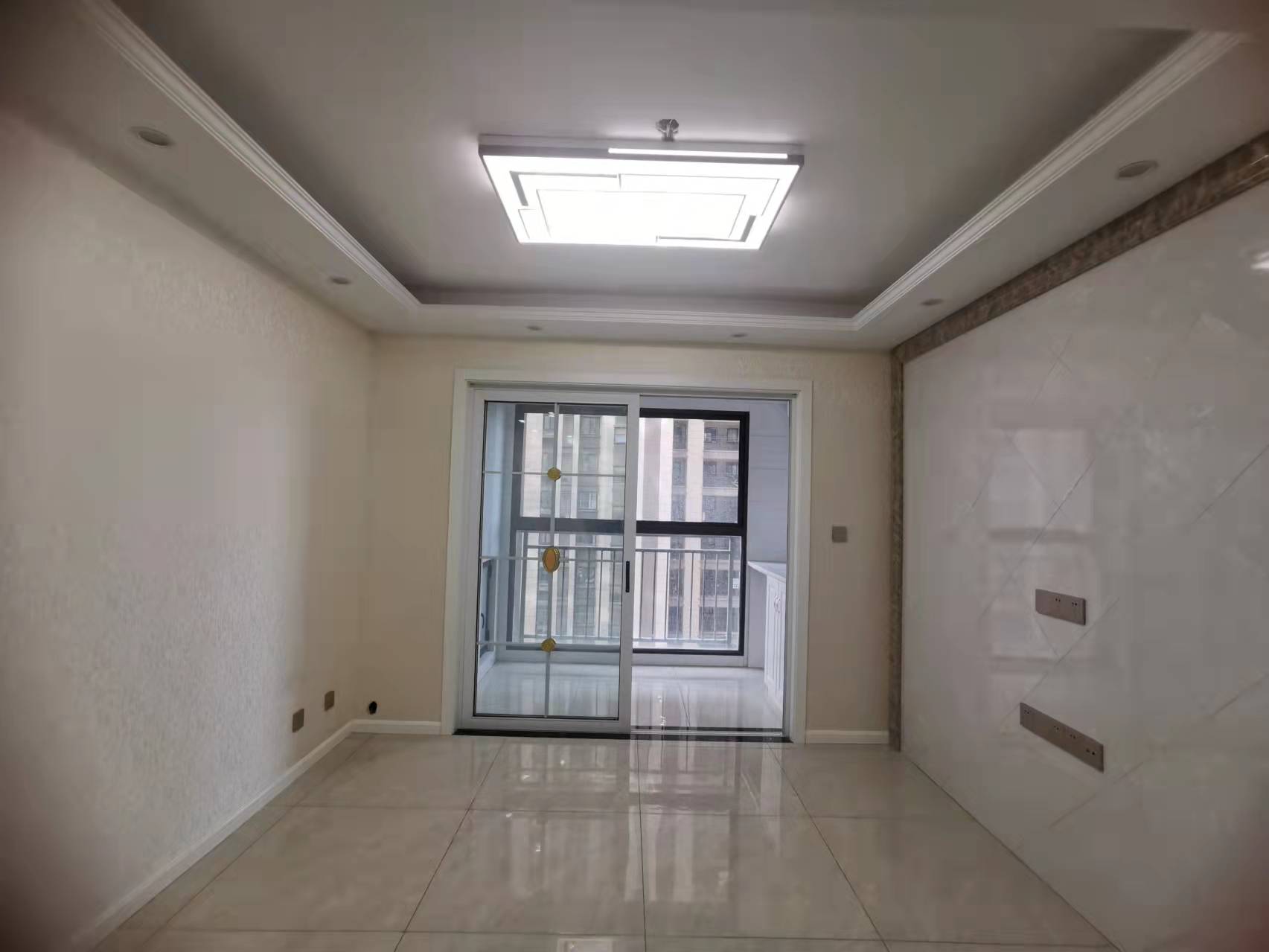 新城香溢紫郡 3室1厅1卫 89m&sup2;