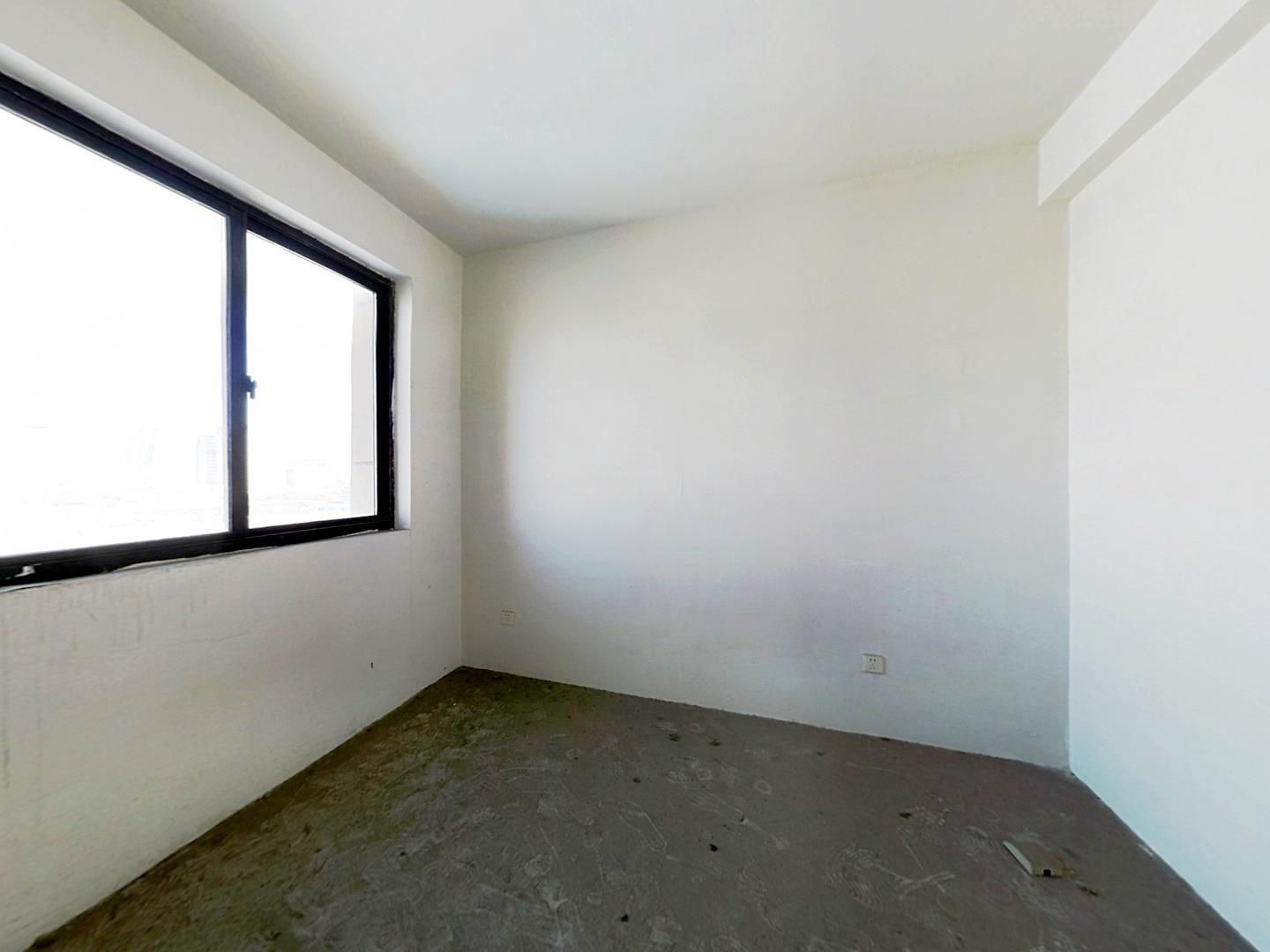 丁香花园 4室2厅2卫 140m&sup2;