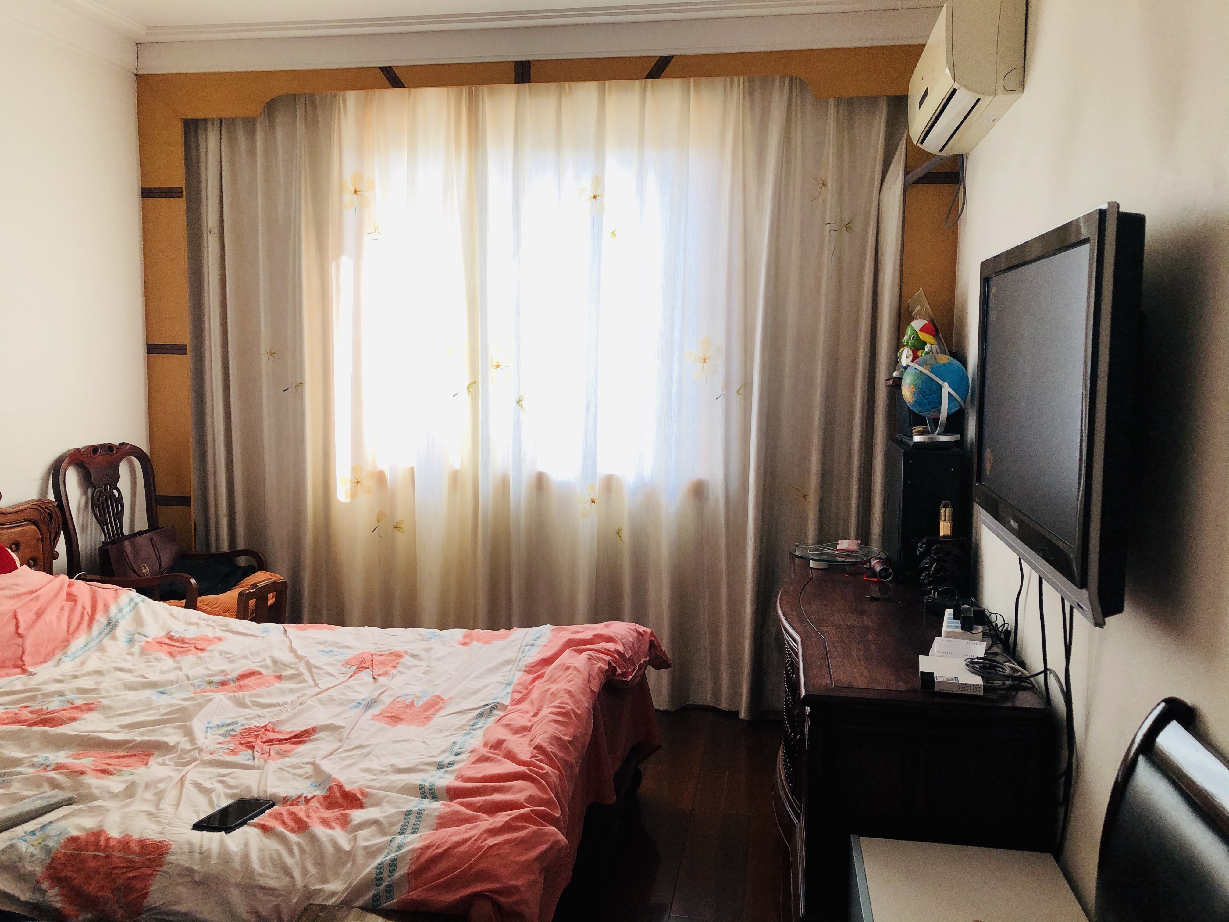 宏丰苑 3室2厅2卫 131m&sup2;