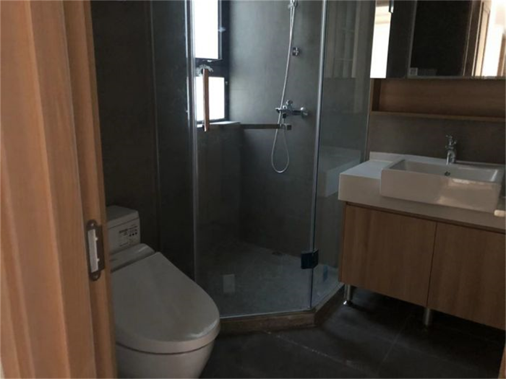 雍华府 3室2厅2卫 118m&sup2;