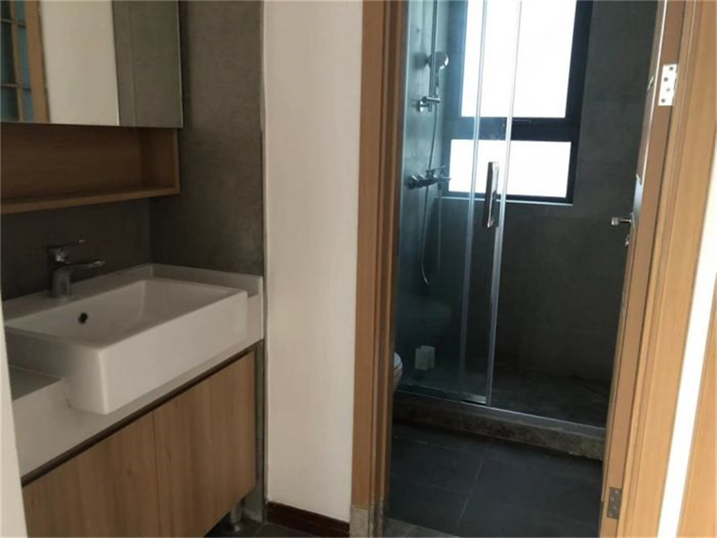 雍华府 3室2厅2卫 118m&sup2;