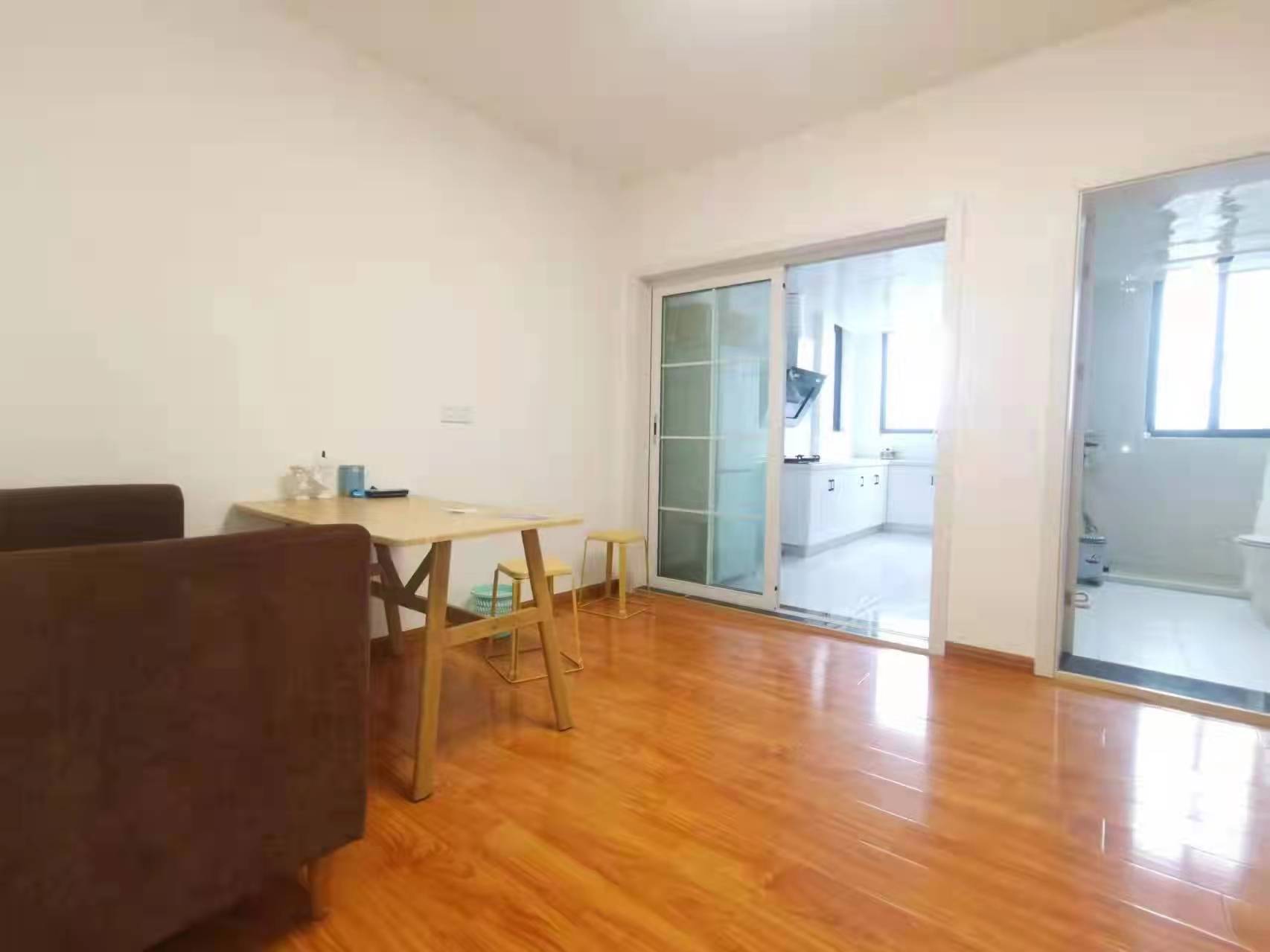 星嘉花园 2室2厅1卫 80m&sup2;