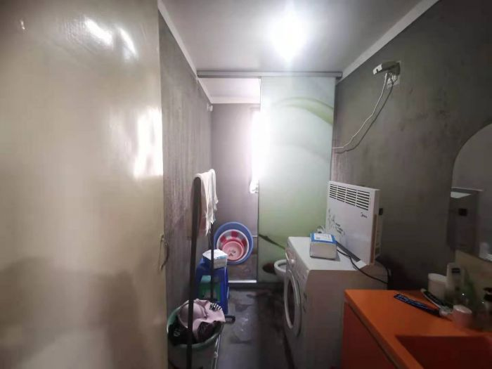 紫东南苑南区 1室1厅1卫 61.48m²